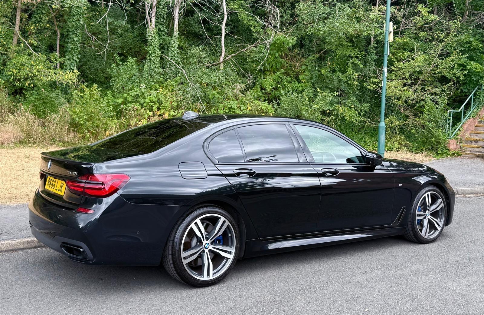 BMW 7 Series view 78