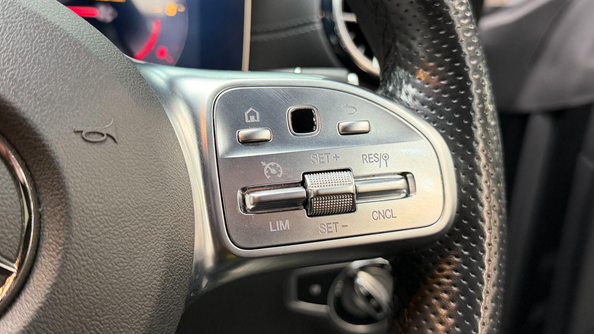 Mercedes-Benz E-Class view 16