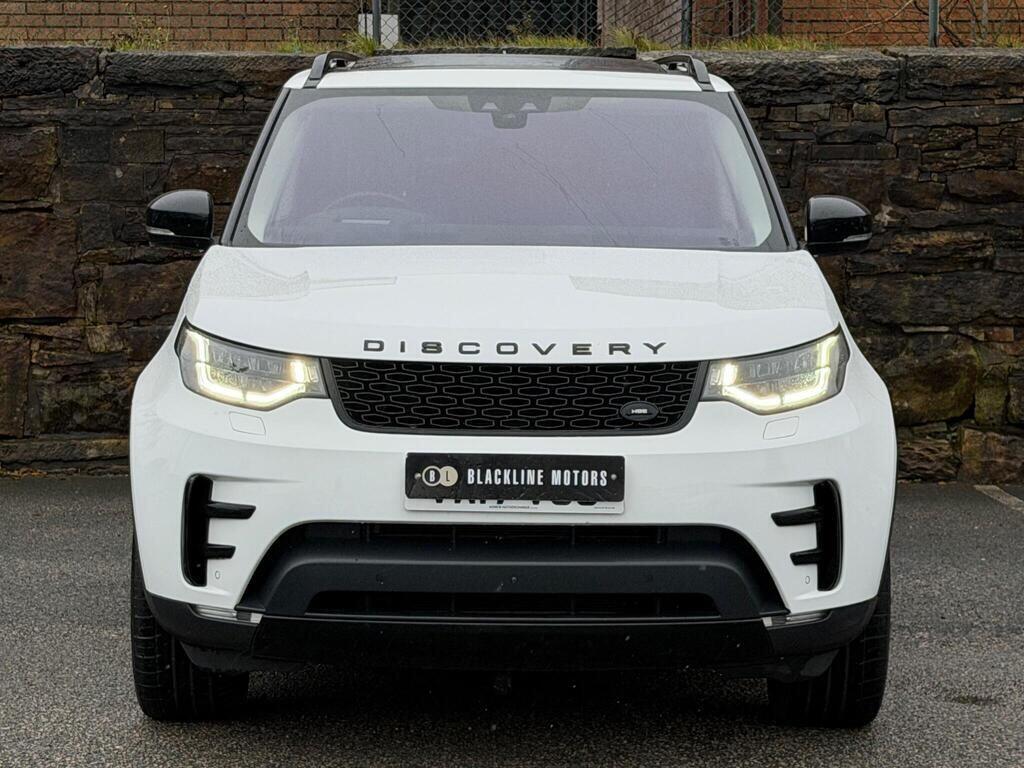 Land Rover Discovery view 2