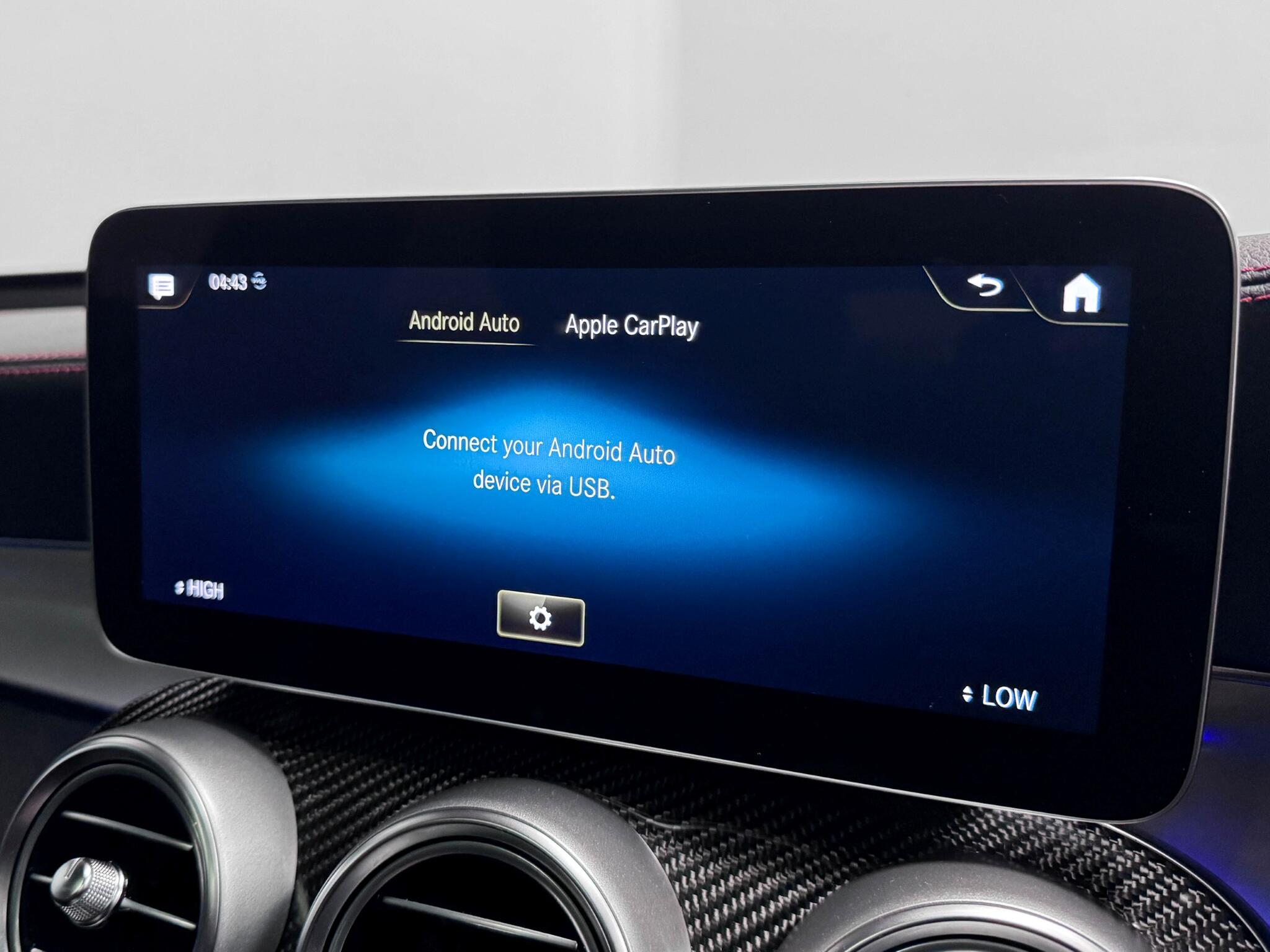 Mercedes-Benz GLC view 45