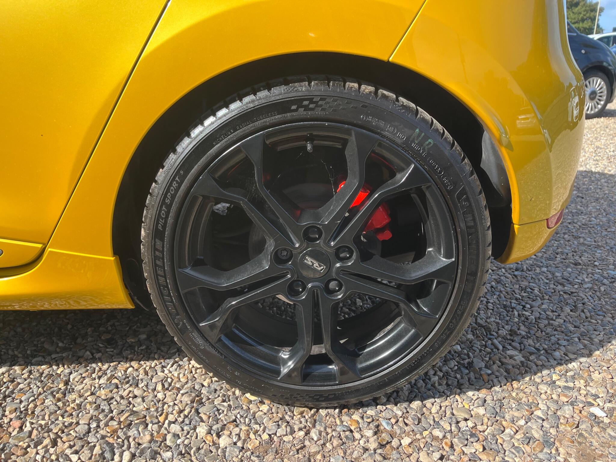Renault Clio view 8