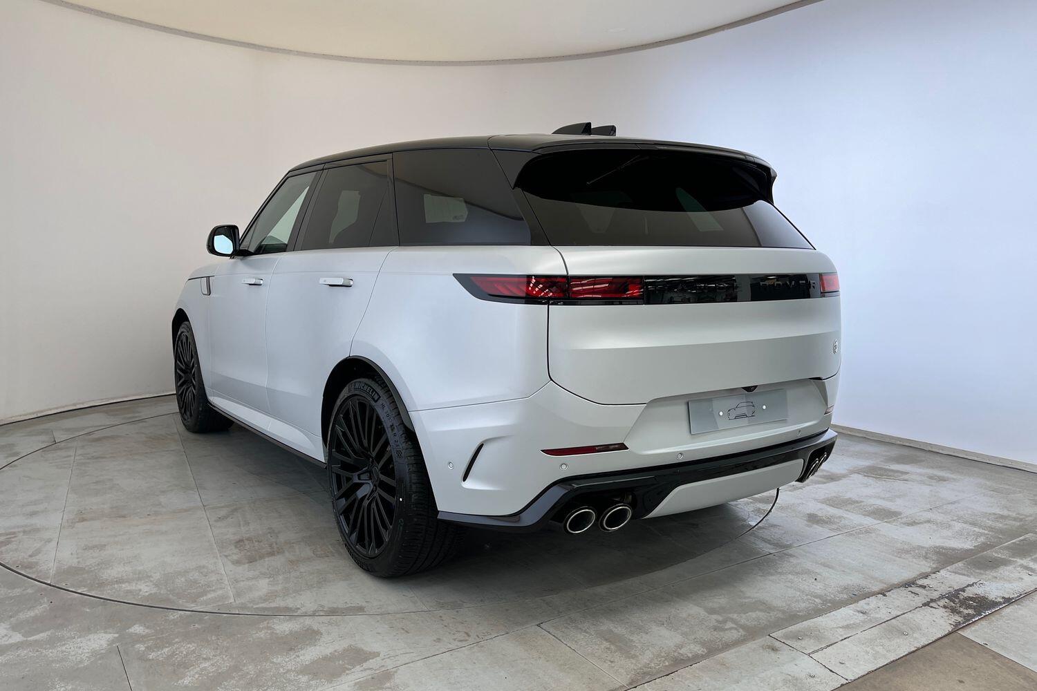 Land Rover Range Rover Sport view 14