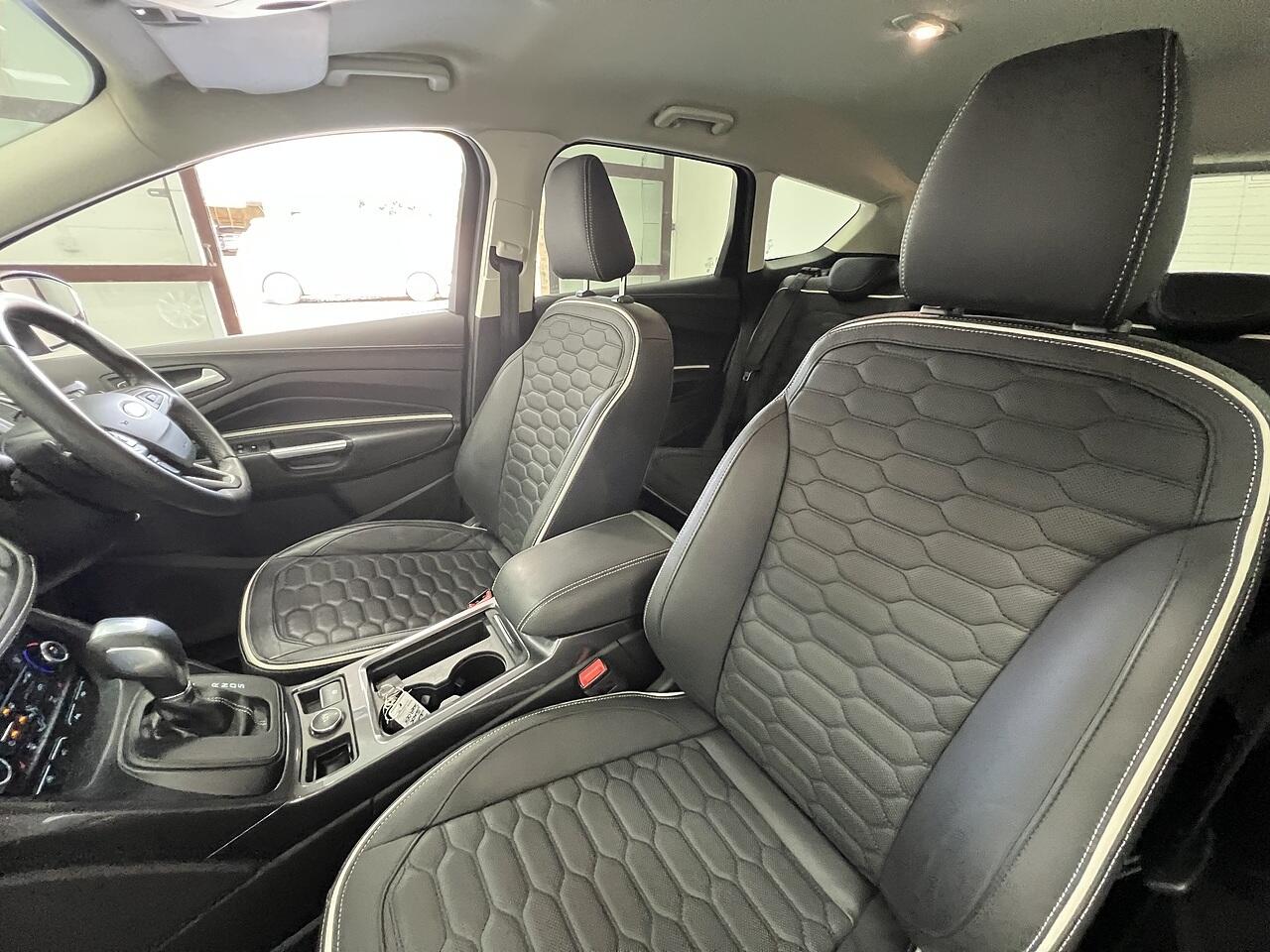 Ford Kuga view 18