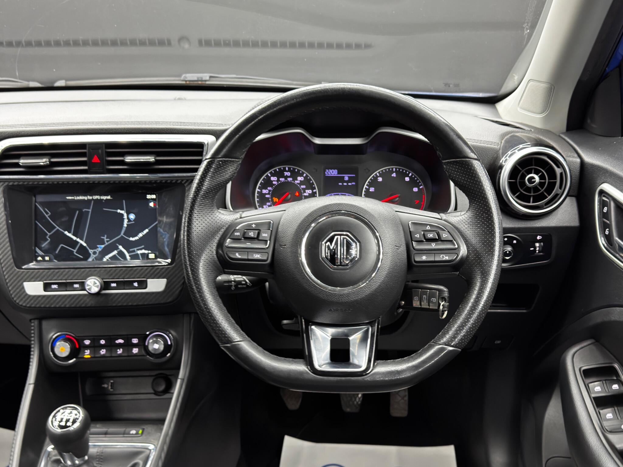 MG ZS view 18