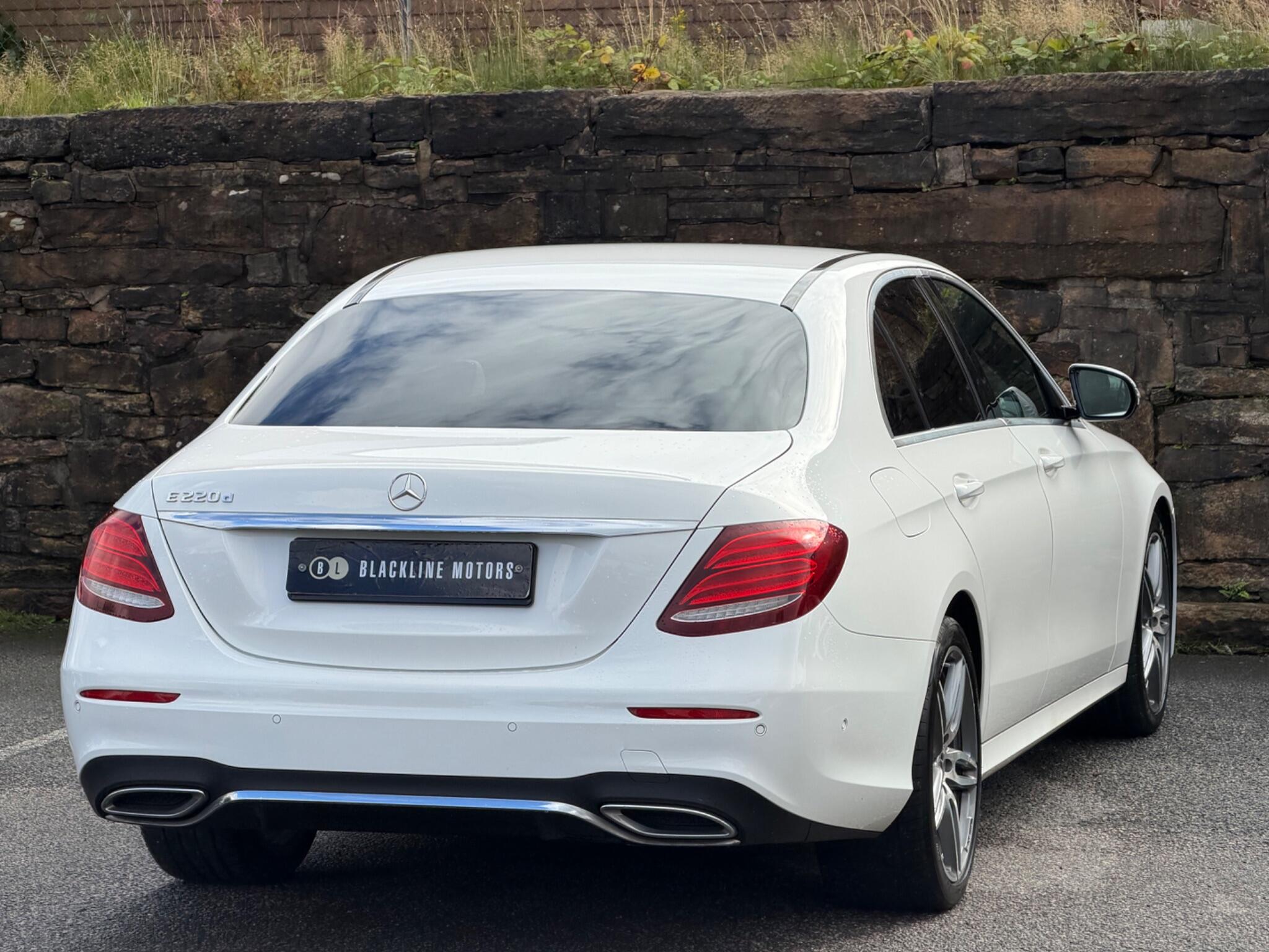 Mercedes-Benz E-Class view 7