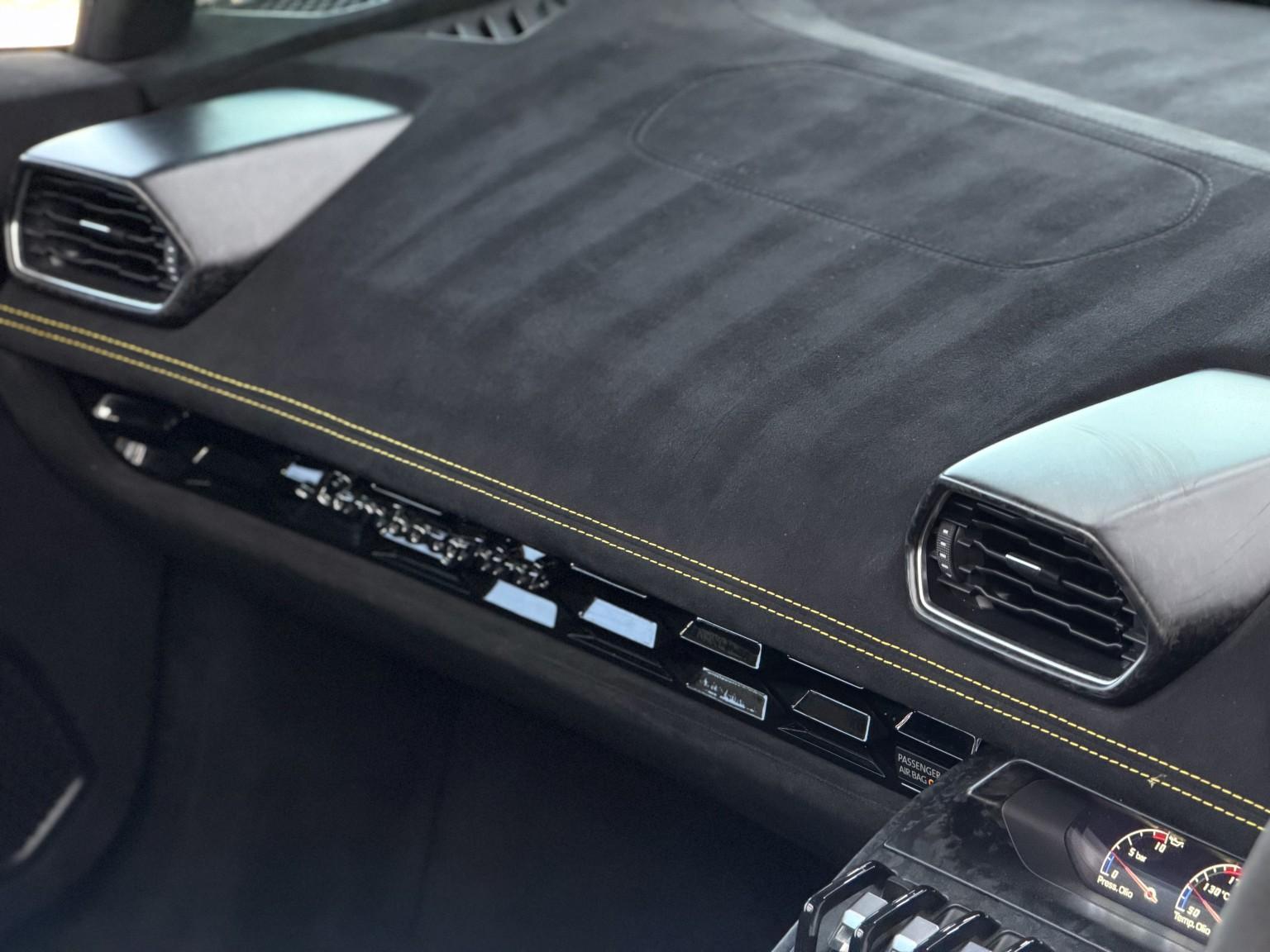 Lamborghini Huracan view 54