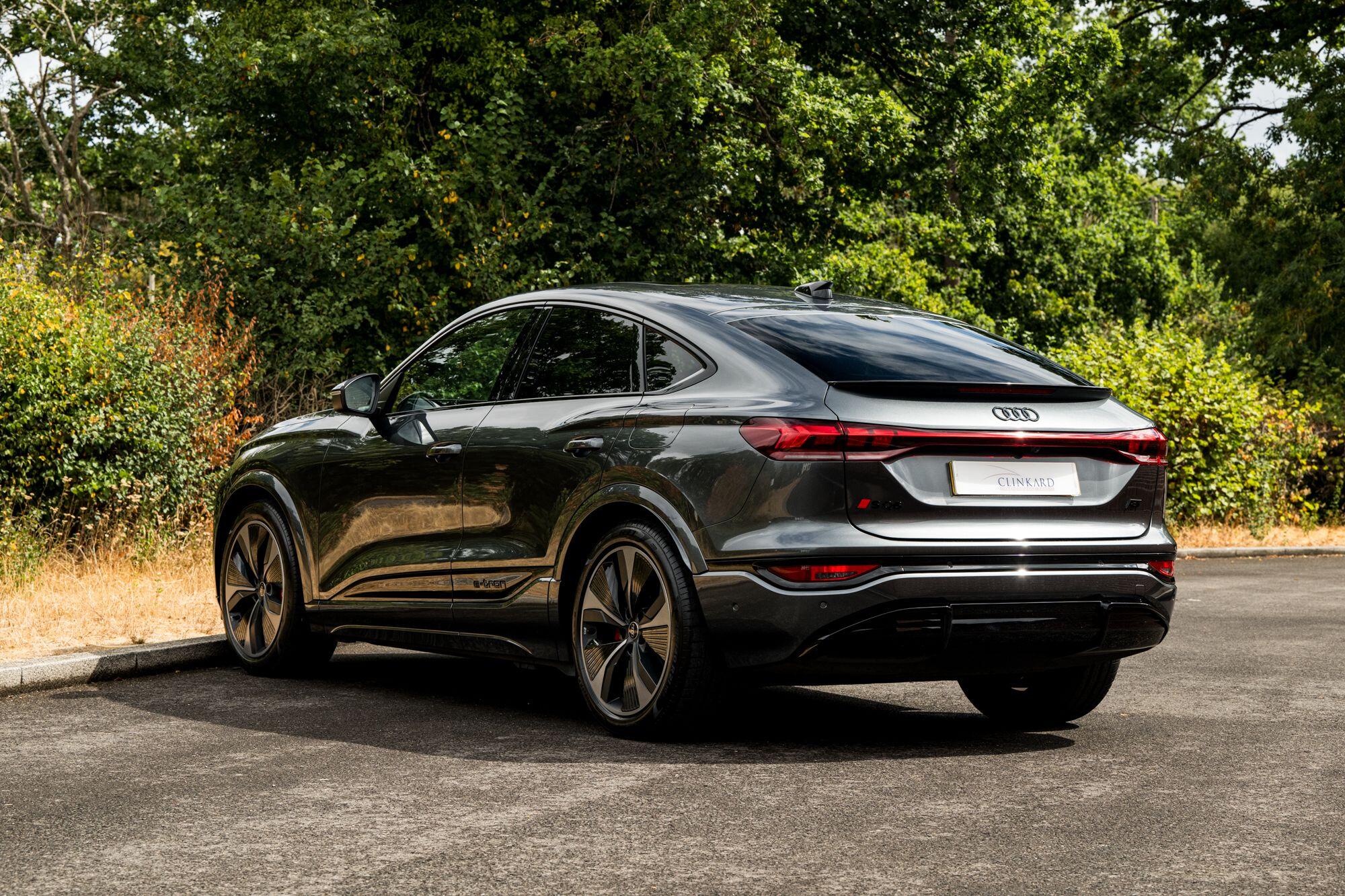 Audi SQ6 E-Tron view 2