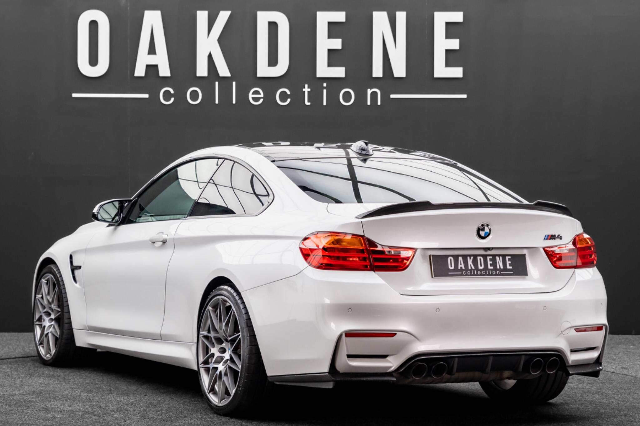 BMW M4 view 6