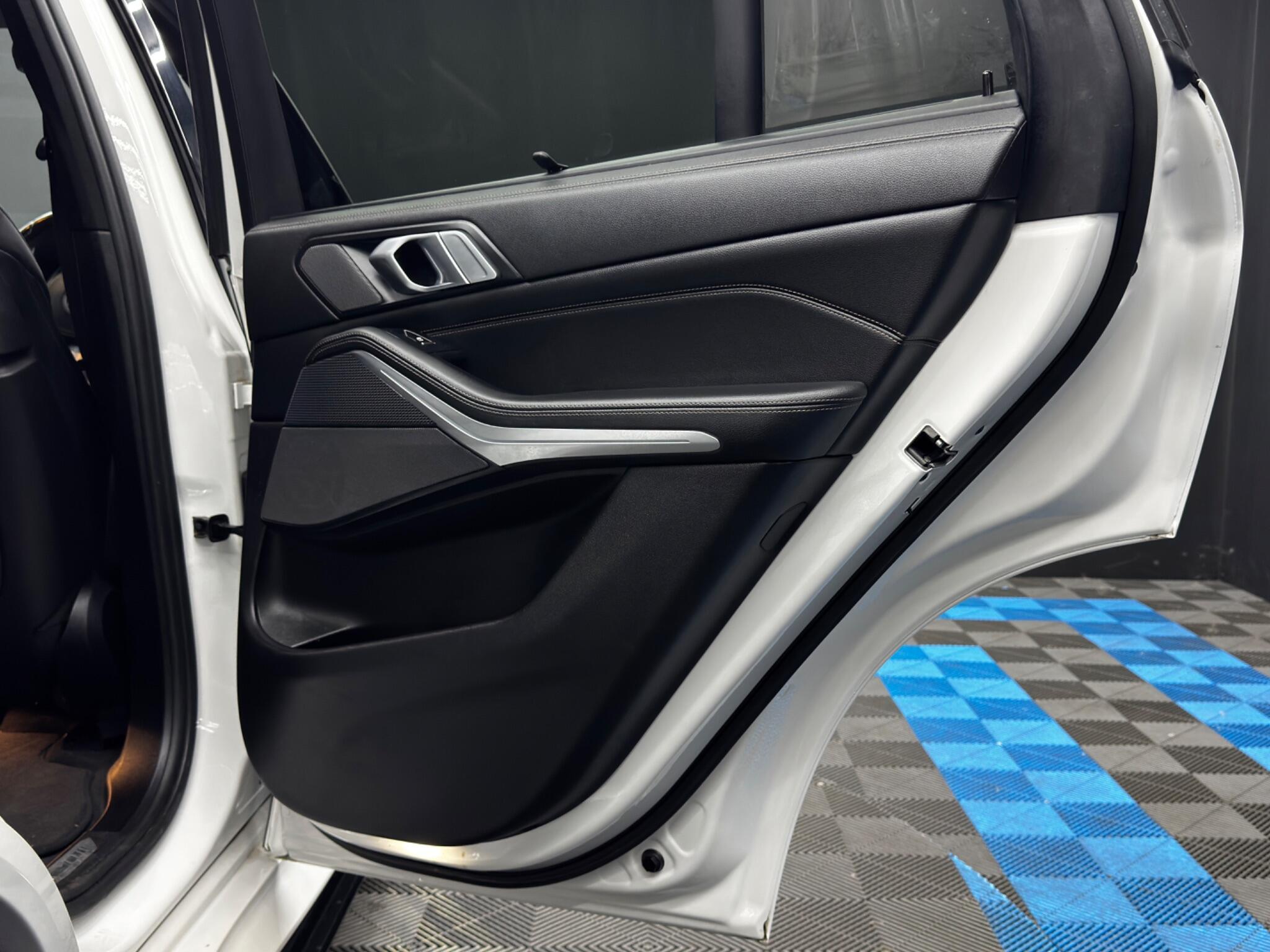 BMW X5 view 55