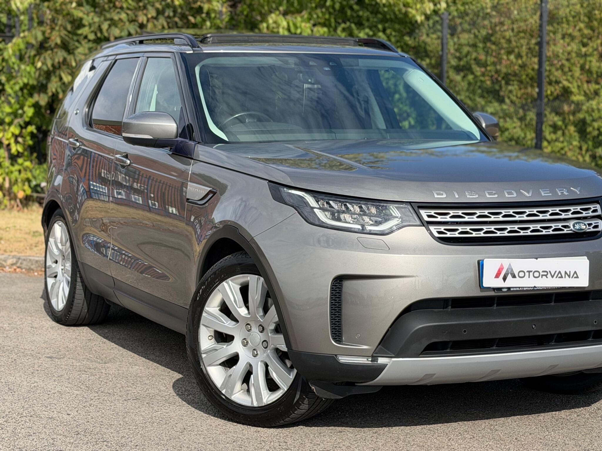 Land Rover Discovery view 7