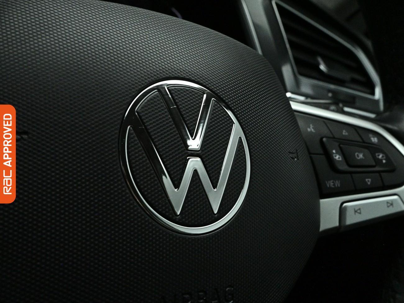Volkswagen Tiguan Allspace view 27