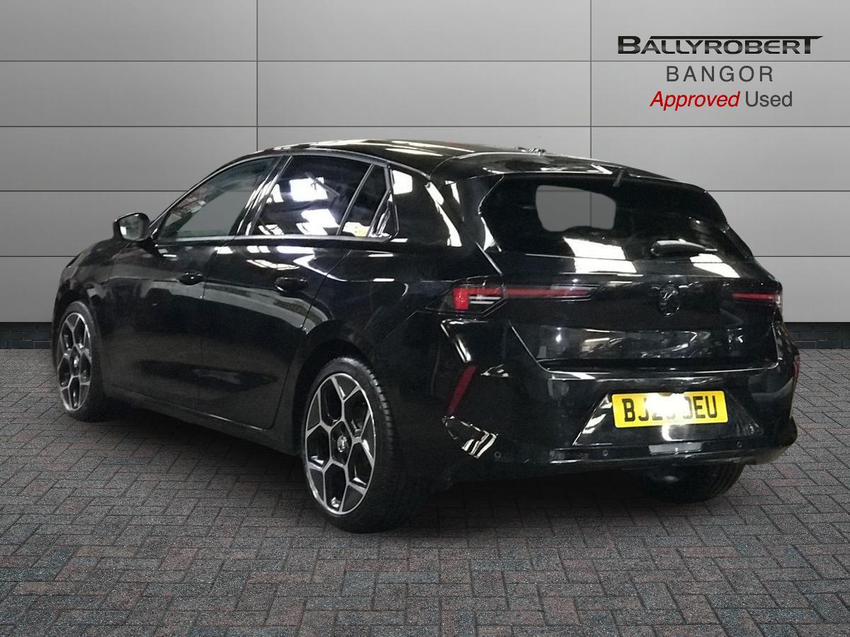 Vauxhall Astra view 2