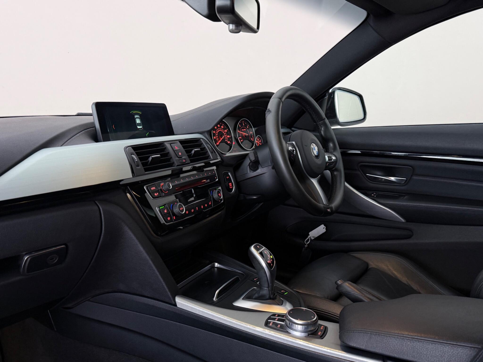 BMW 4 Series view 4