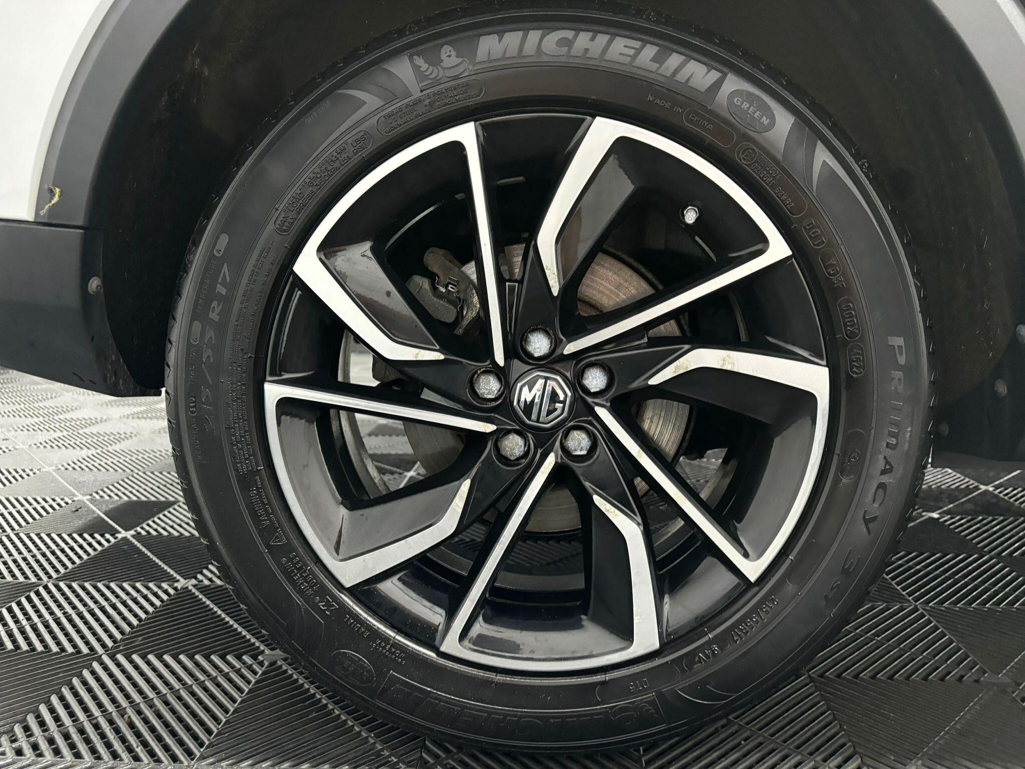 MG MG ZS view 24