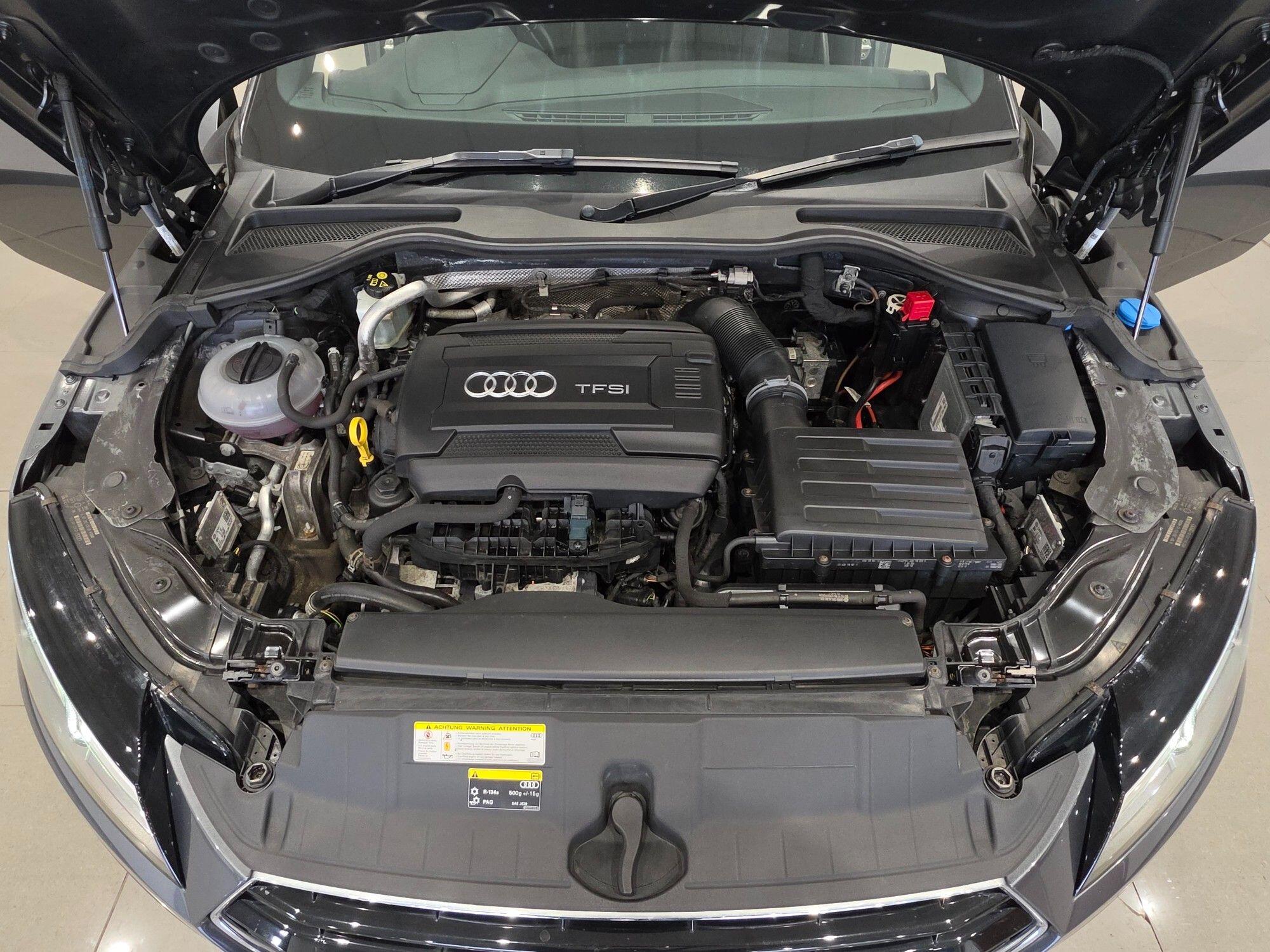 Audi TT view 47