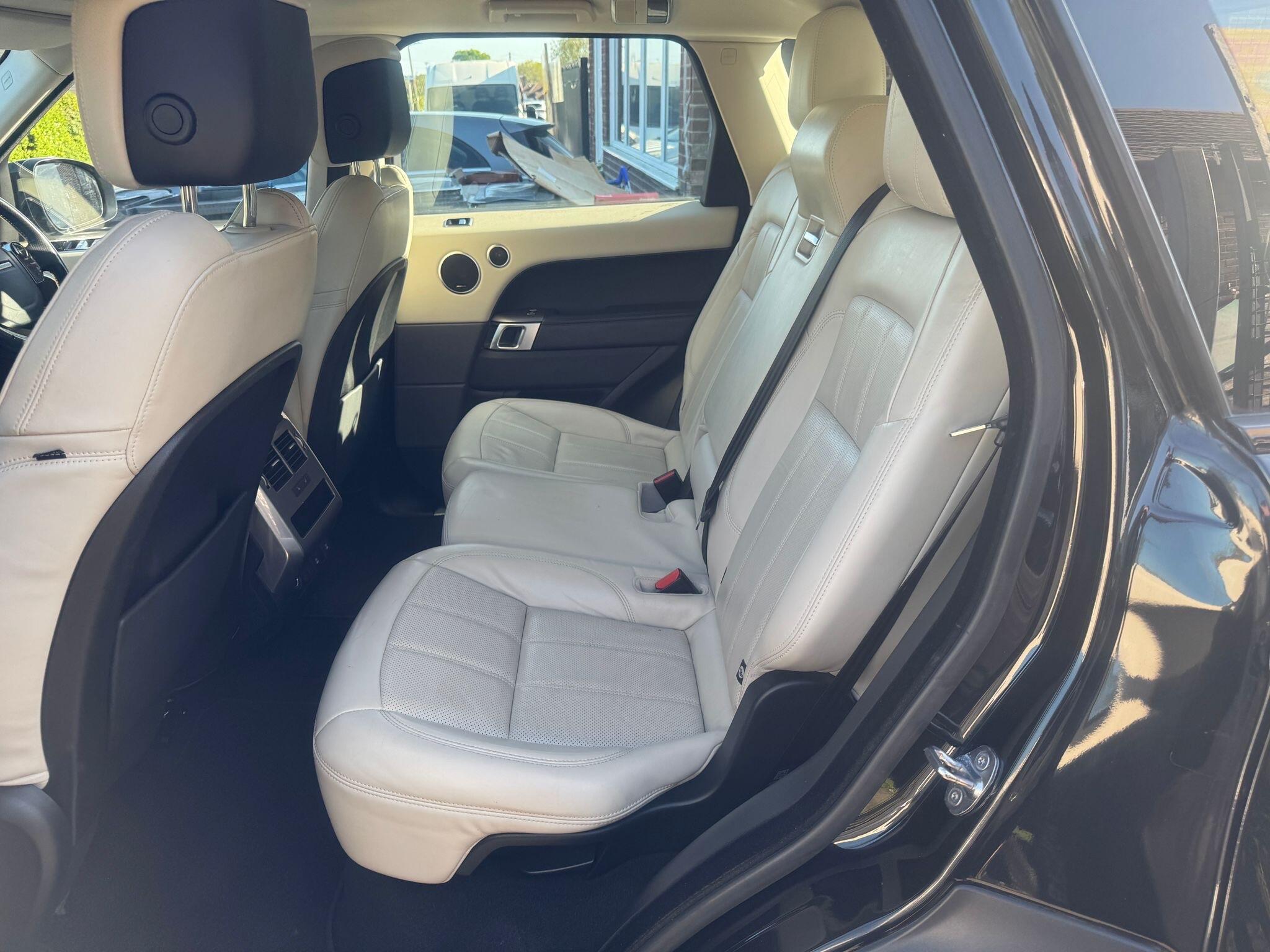 Land Rover Range Rover Sport view 11
