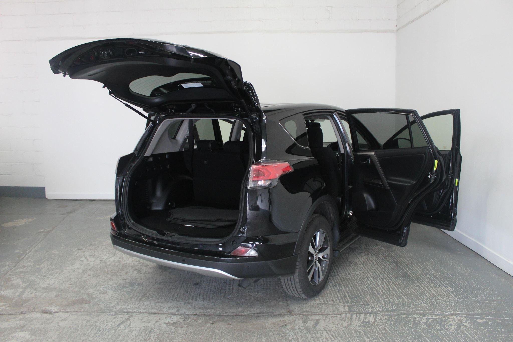 Toyota Rav4 view 22