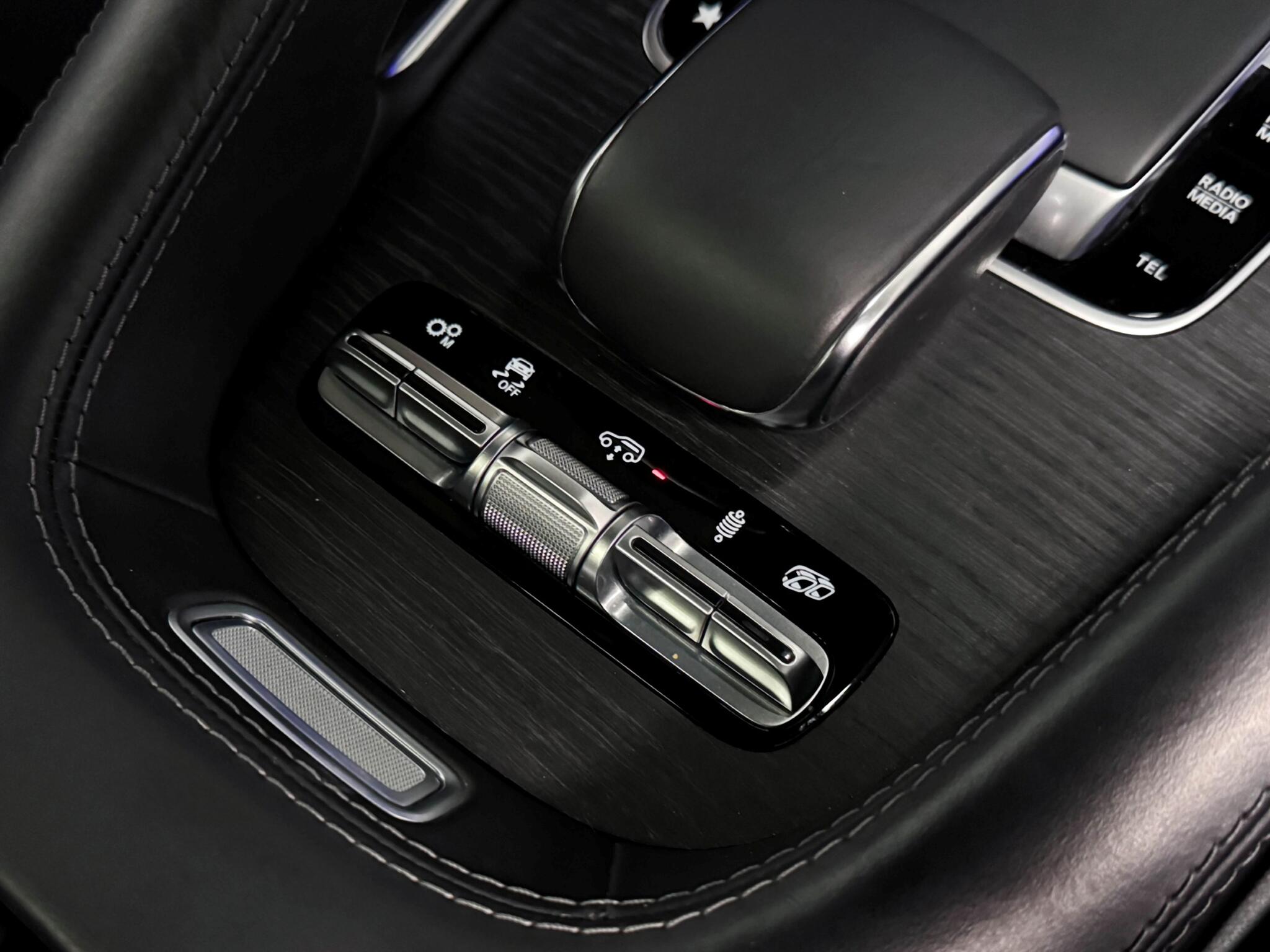 Mercedes-Benz Gle view 35