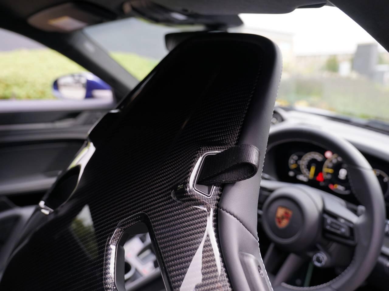 Porsche 911 view 25
