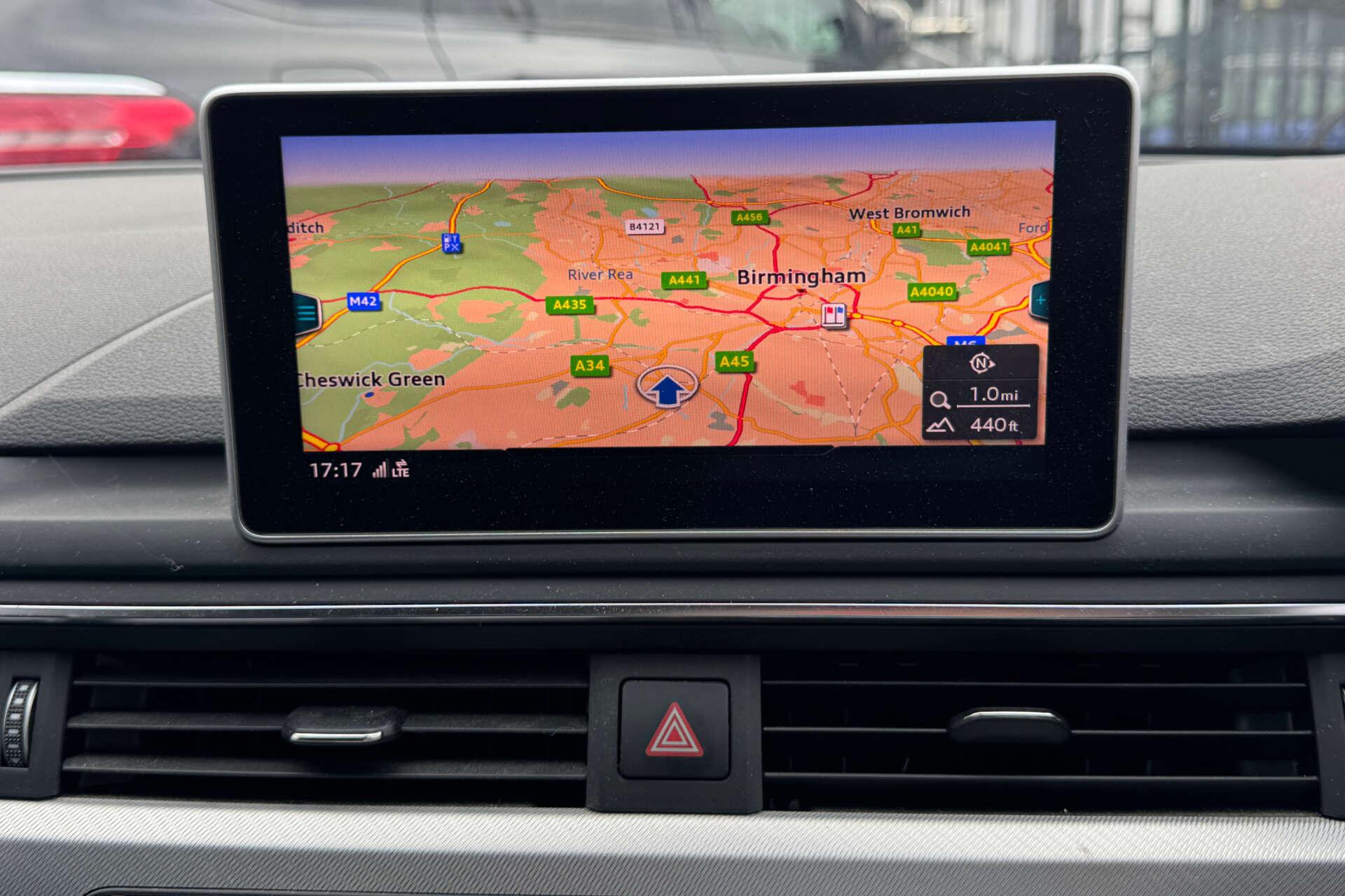Audi A4 view 12