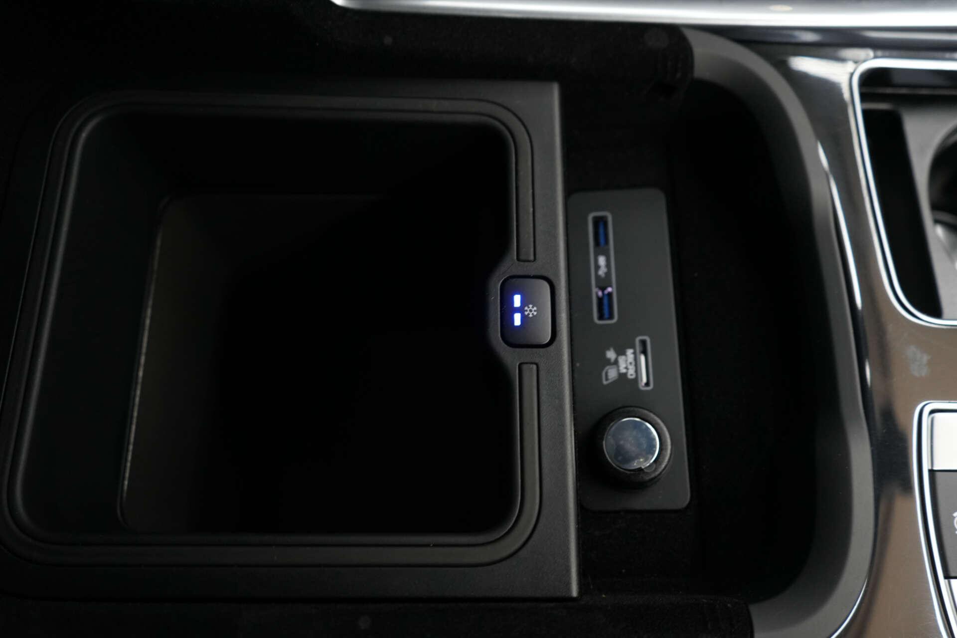 Land Rover Range Rover Sport view 28