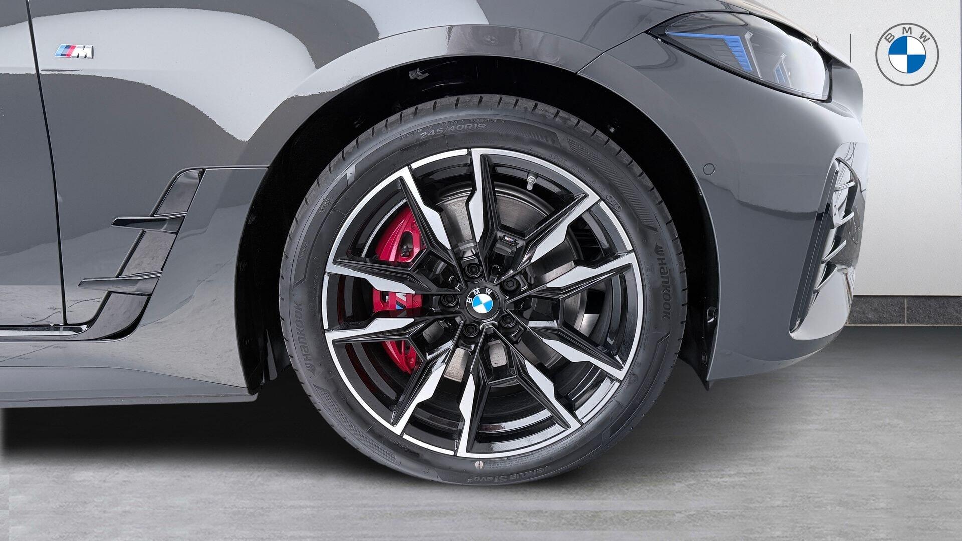 BMW I4 view 14