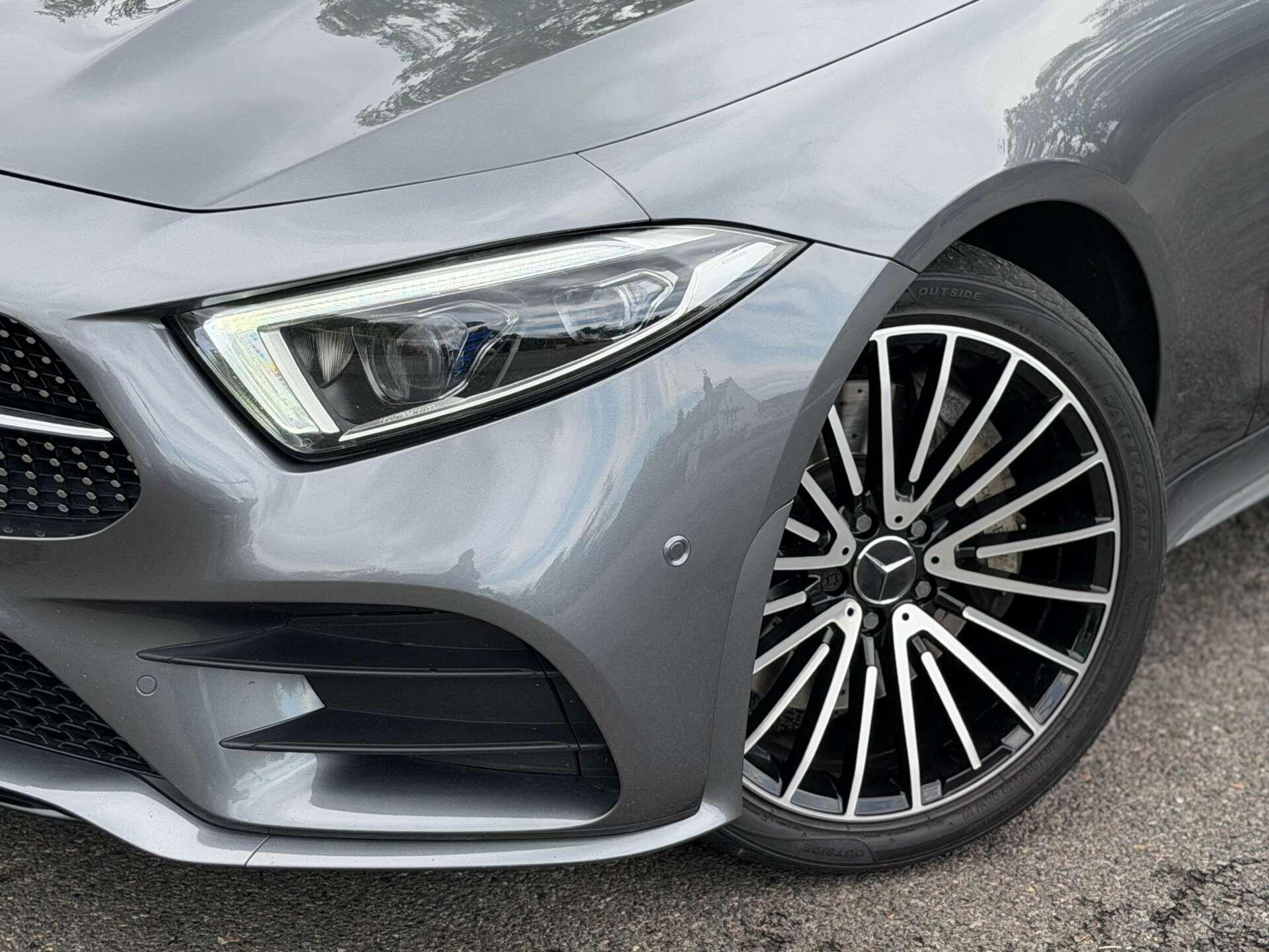 Mercedes-Benz CLS view 13