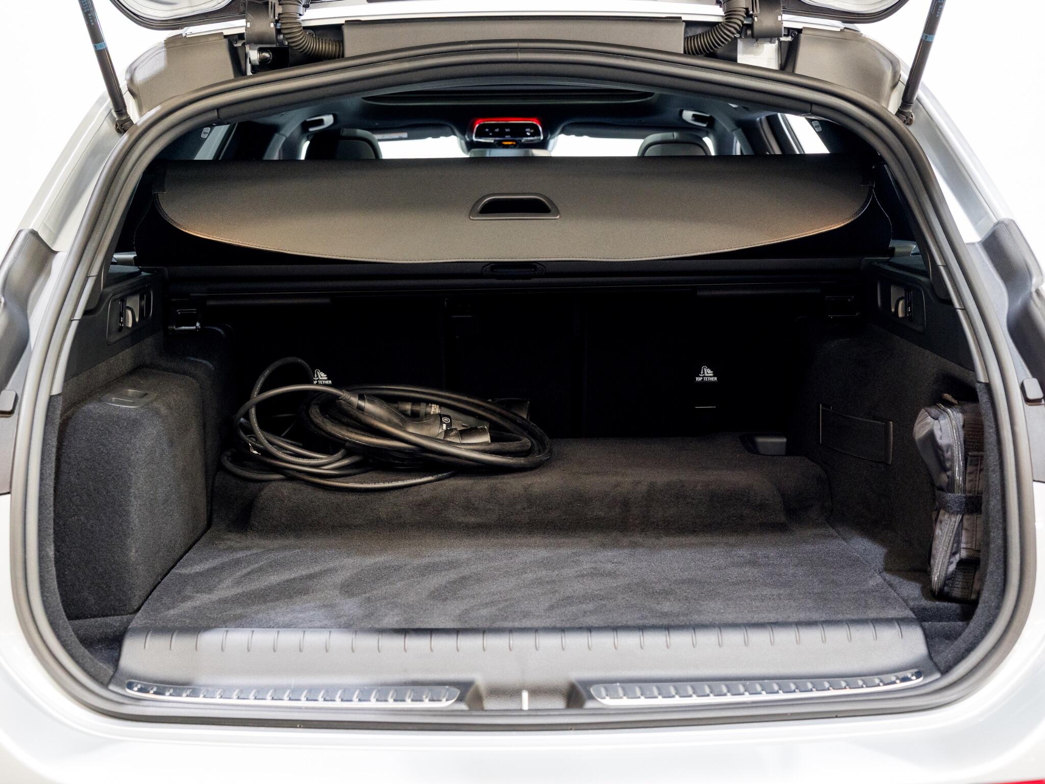 Mercedes-Benz C Class view 41