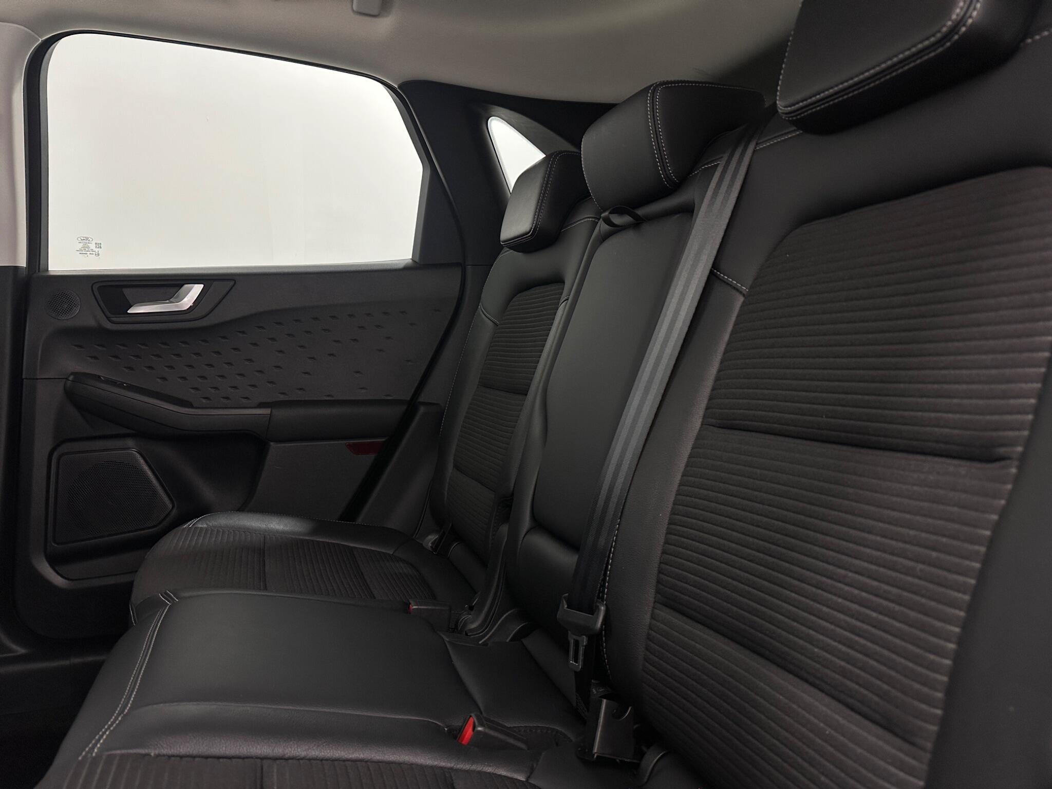 Ford Kuga view 37