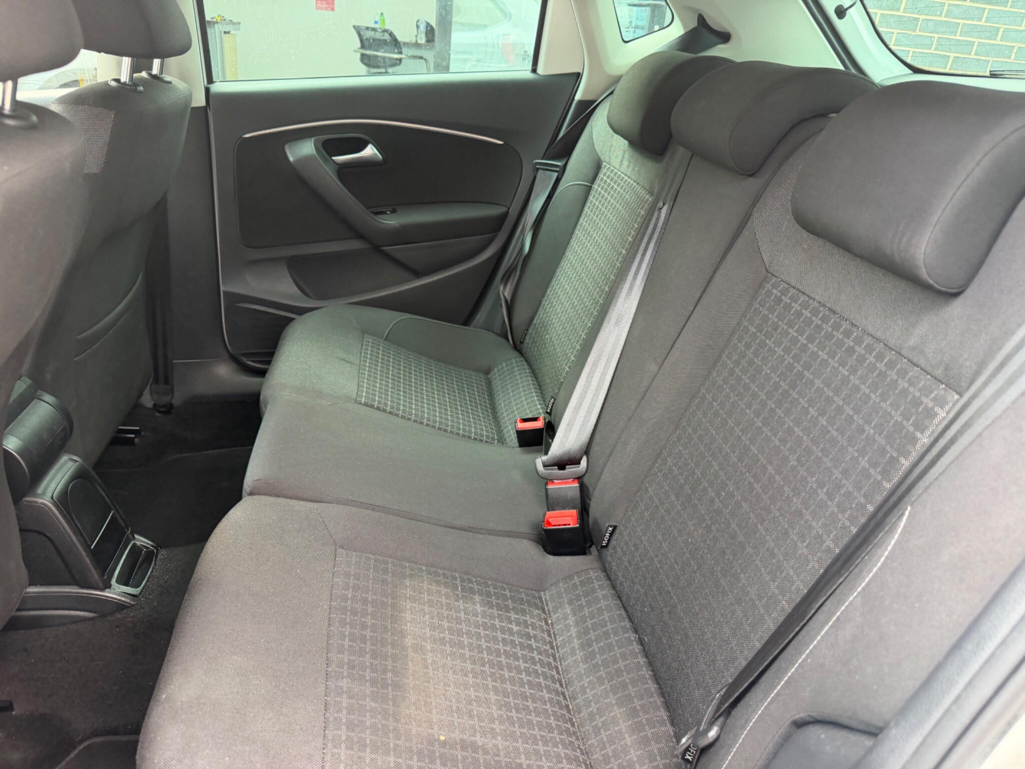 Volkswagen Polo view 26