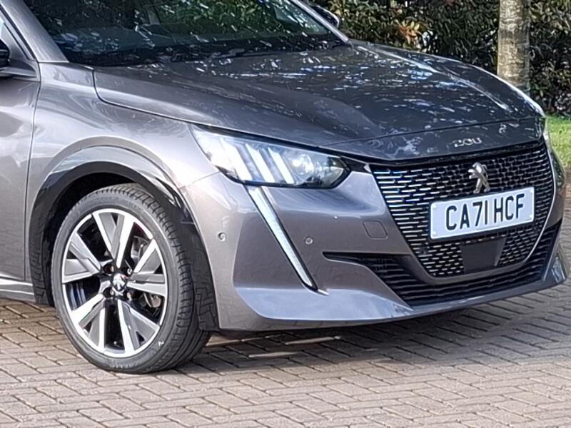 Peugeot 208 view 19