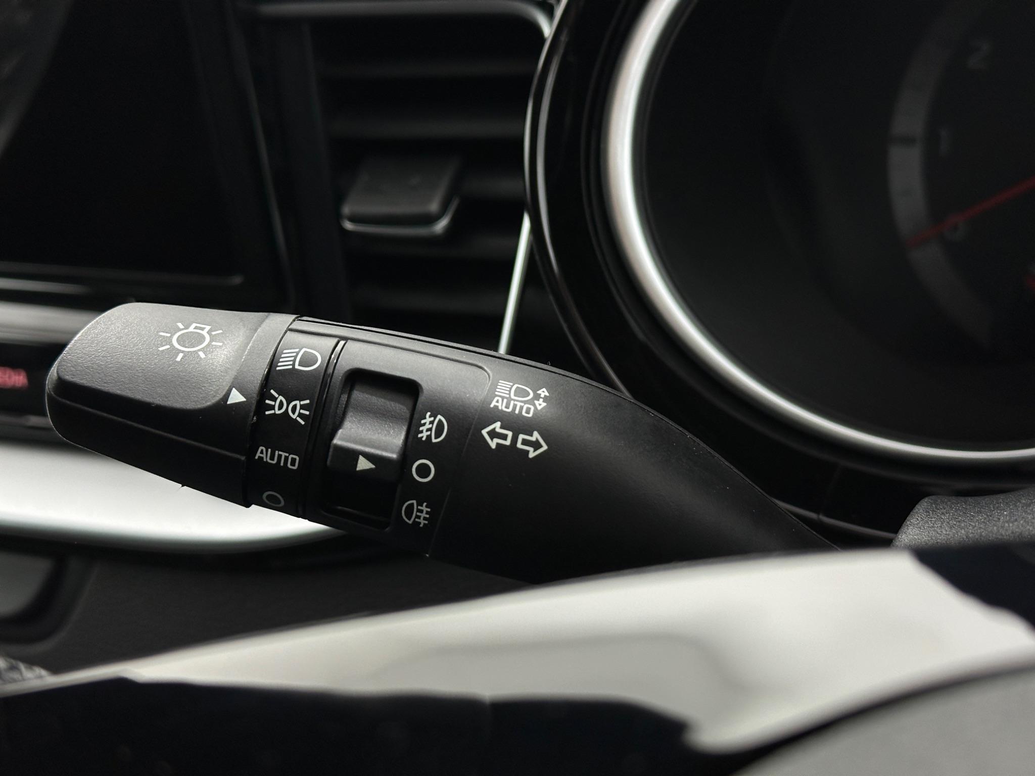 Kia Ceed view 13