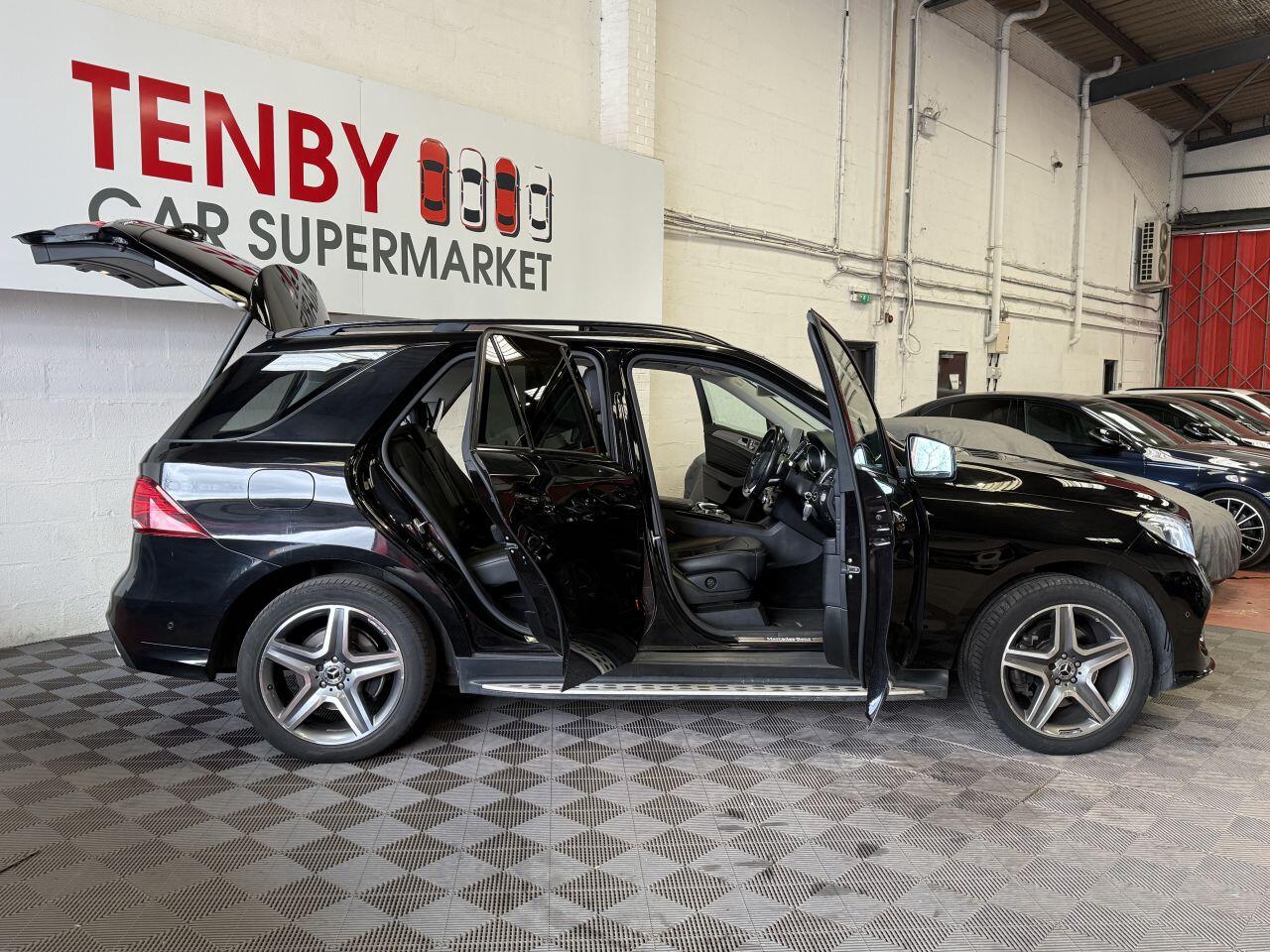 Mercedes-Benz Gle view 13