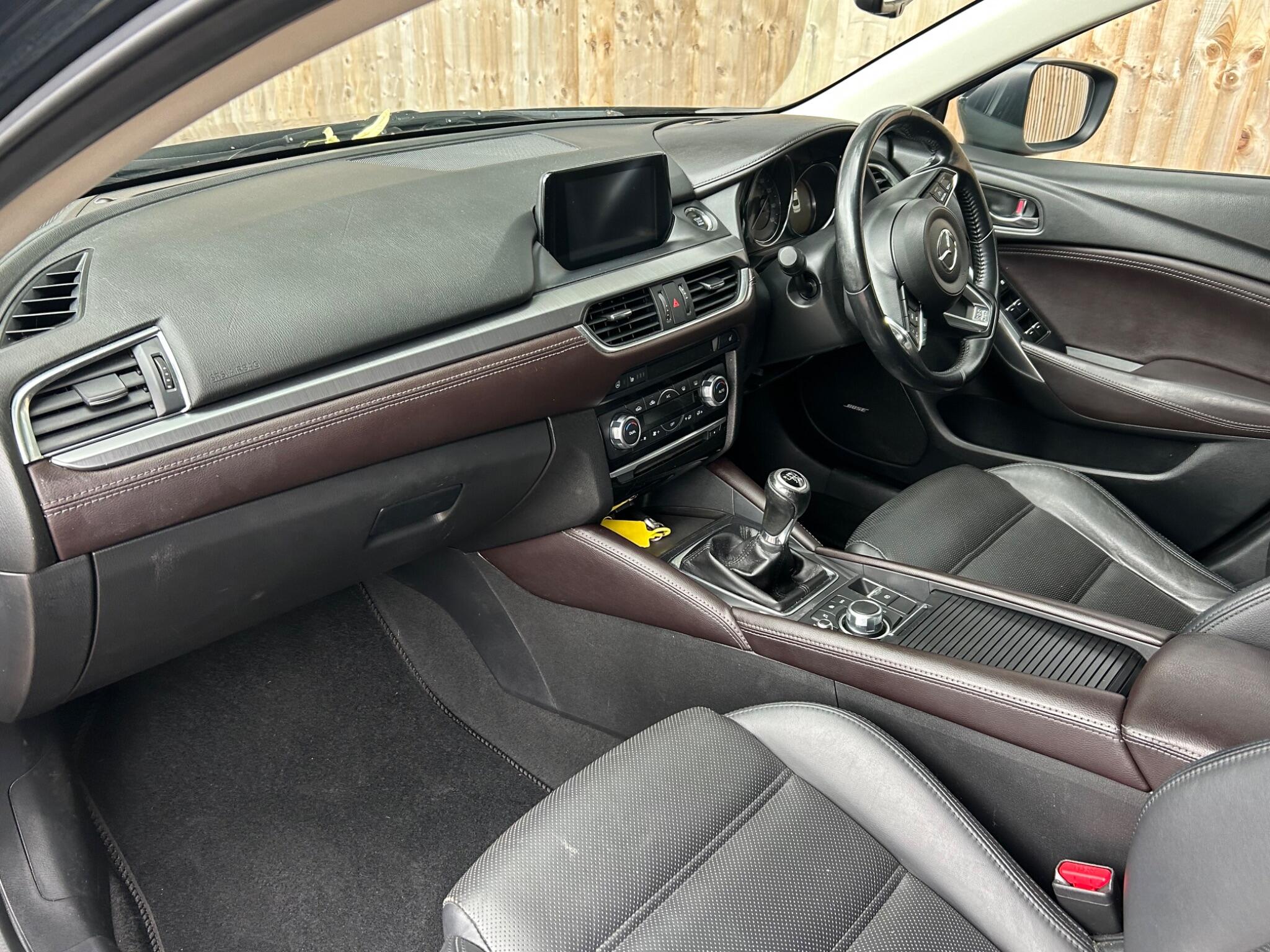 Mazda Mazda6 view 27