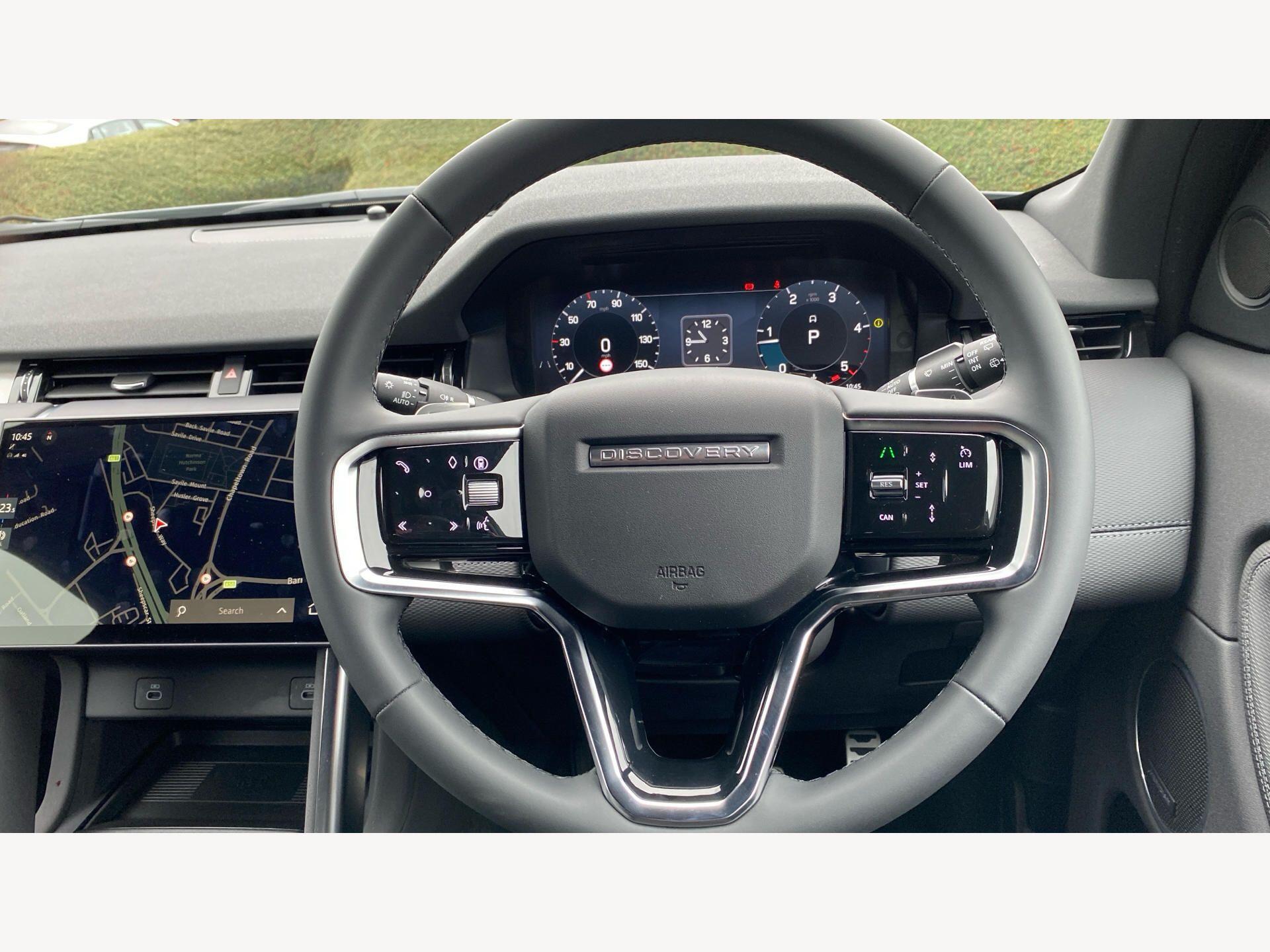 Land Rover Discovery Sport view 18