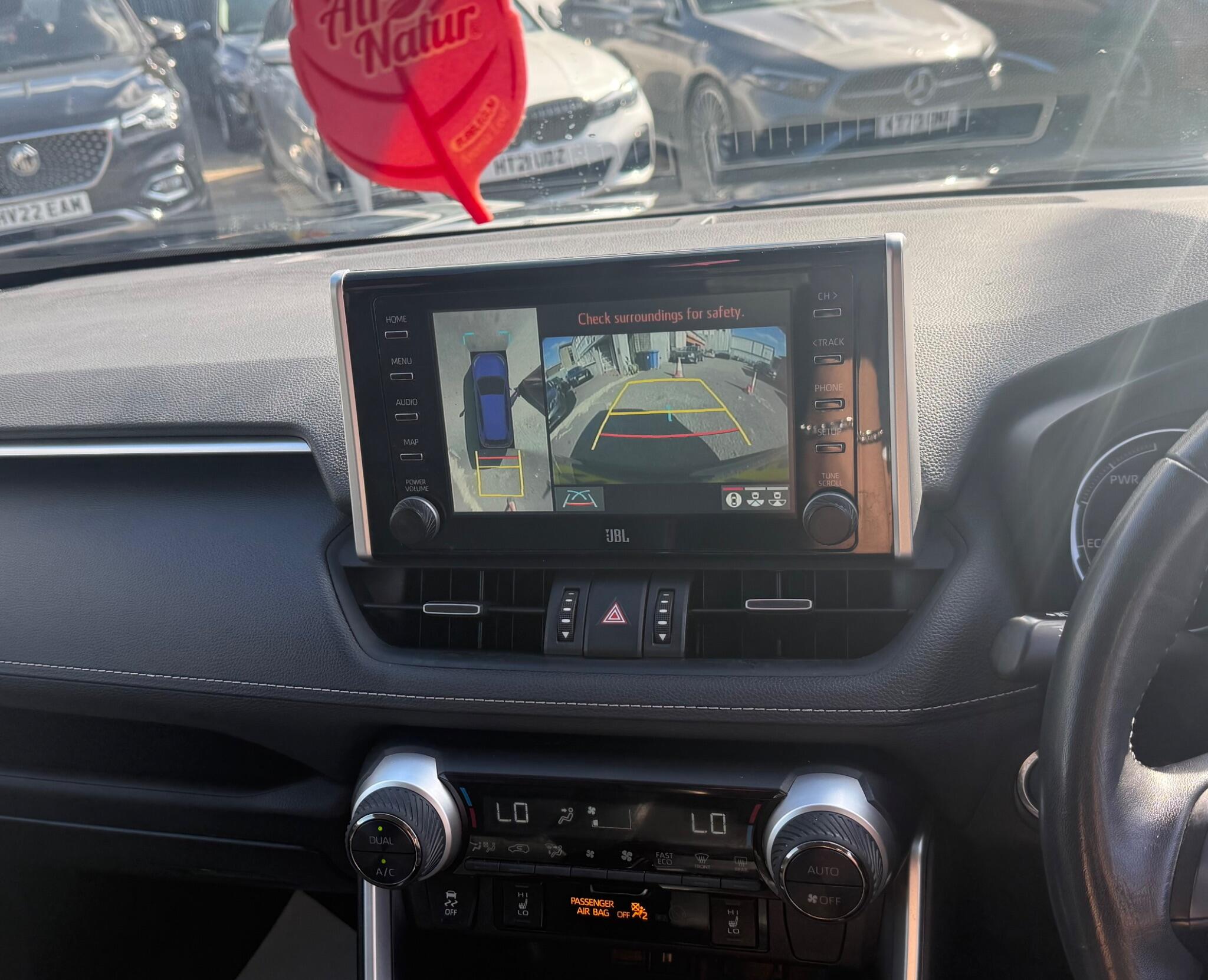 Toyota Rav4 view 12