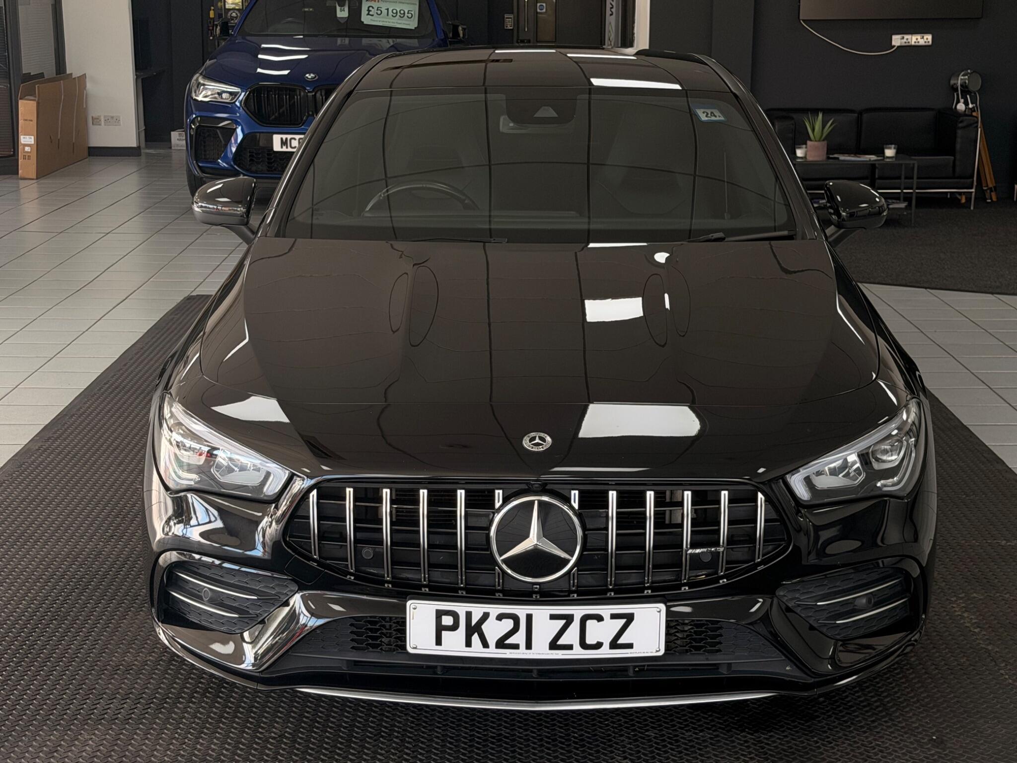 Mercedes-Benz Cla view 3