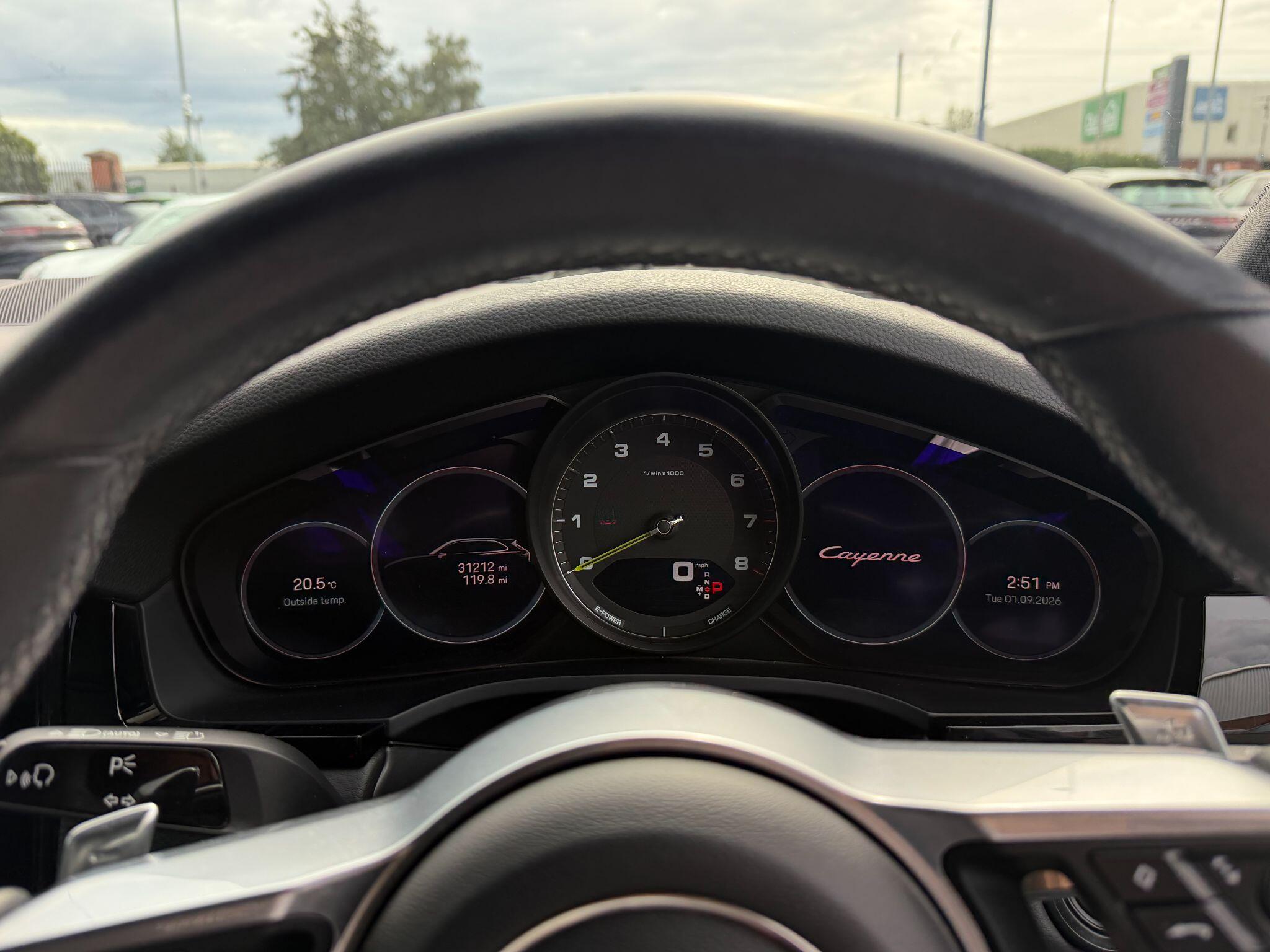 Porsche Cayenne view 53