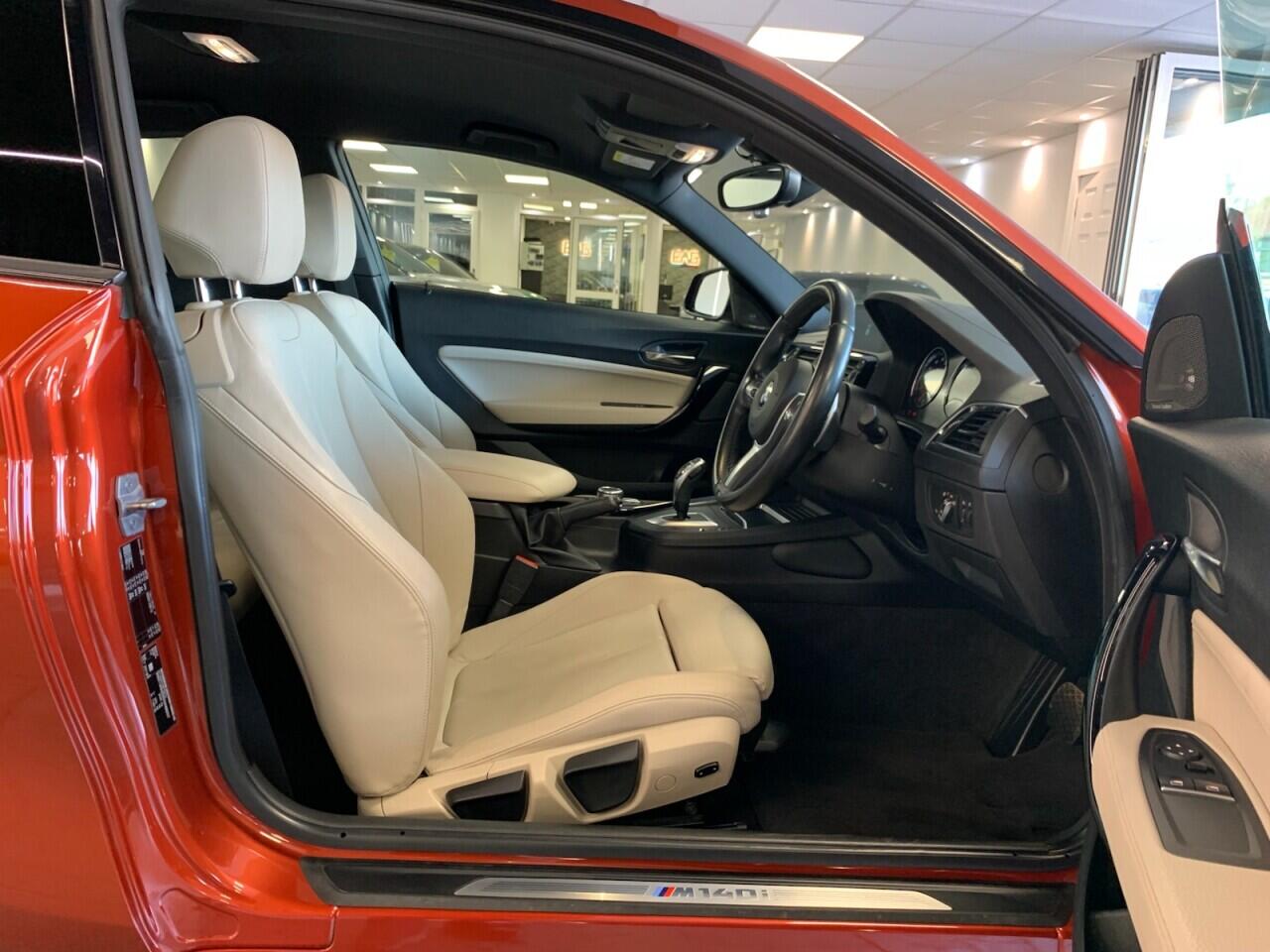 BMW 1 Series view 20