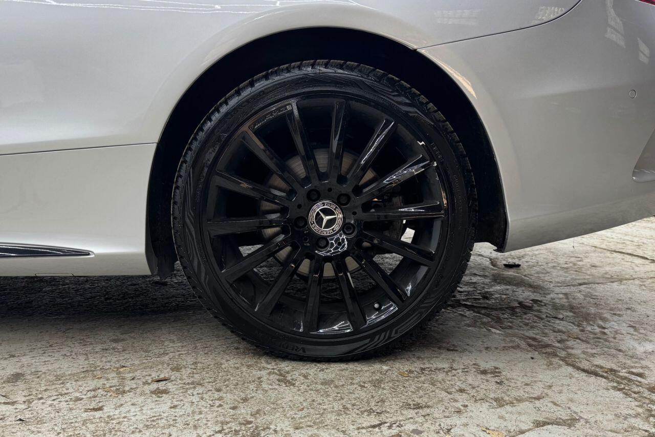 Mercedes-Benz C-Class view 42