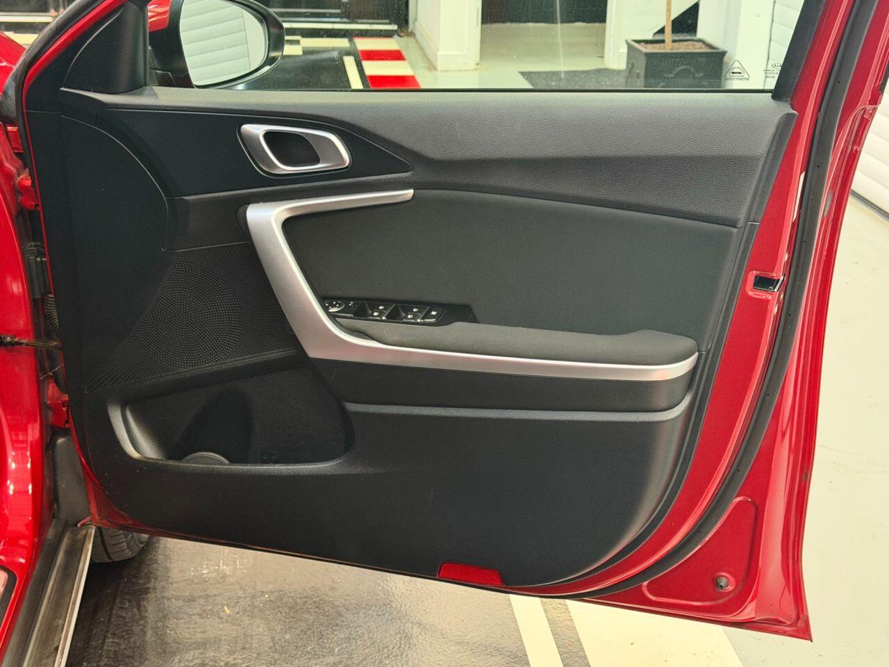 Kia Xceed view 16