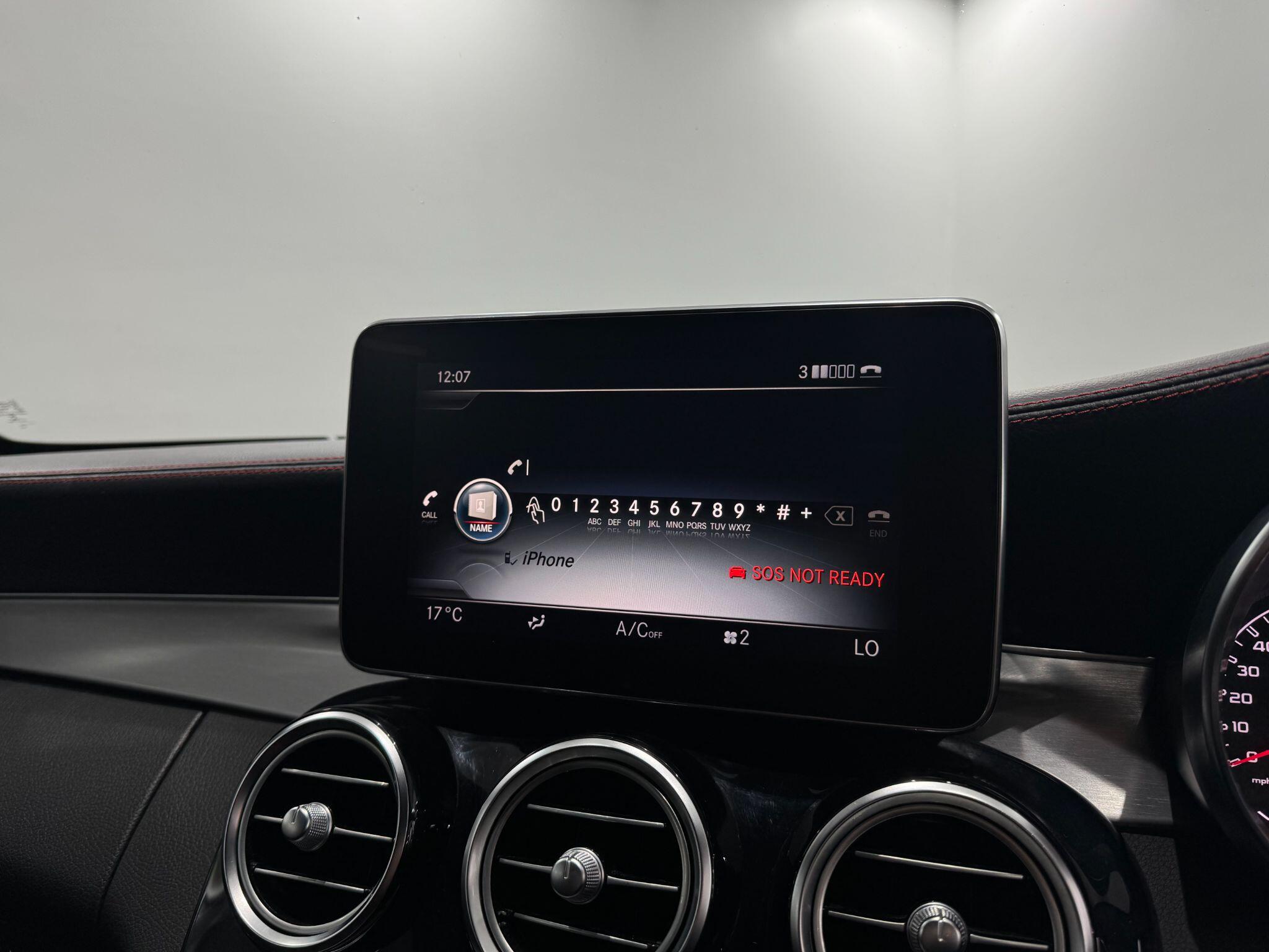 Mercedes-Benz C-Class view 27
