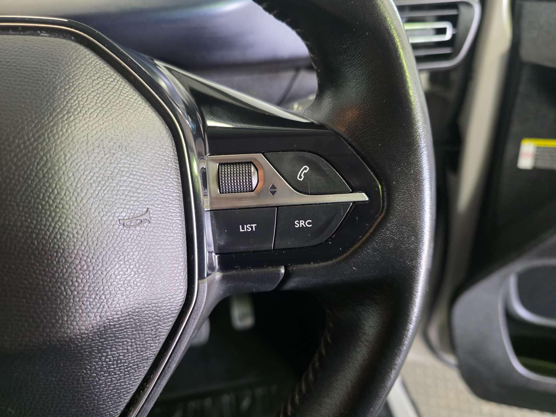 Peugeot Rifter view 14