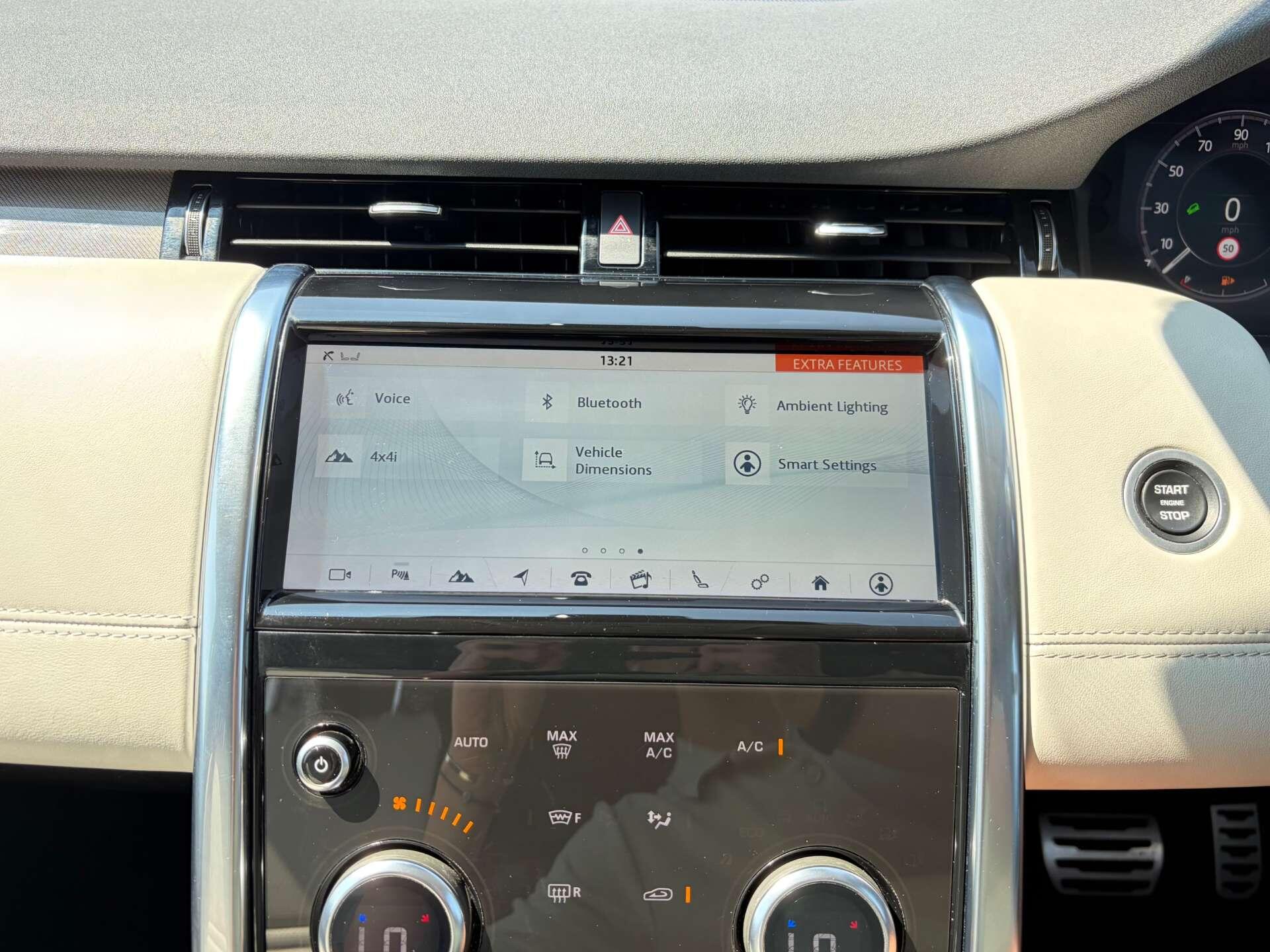 Land Rover Discovery Sport view 48