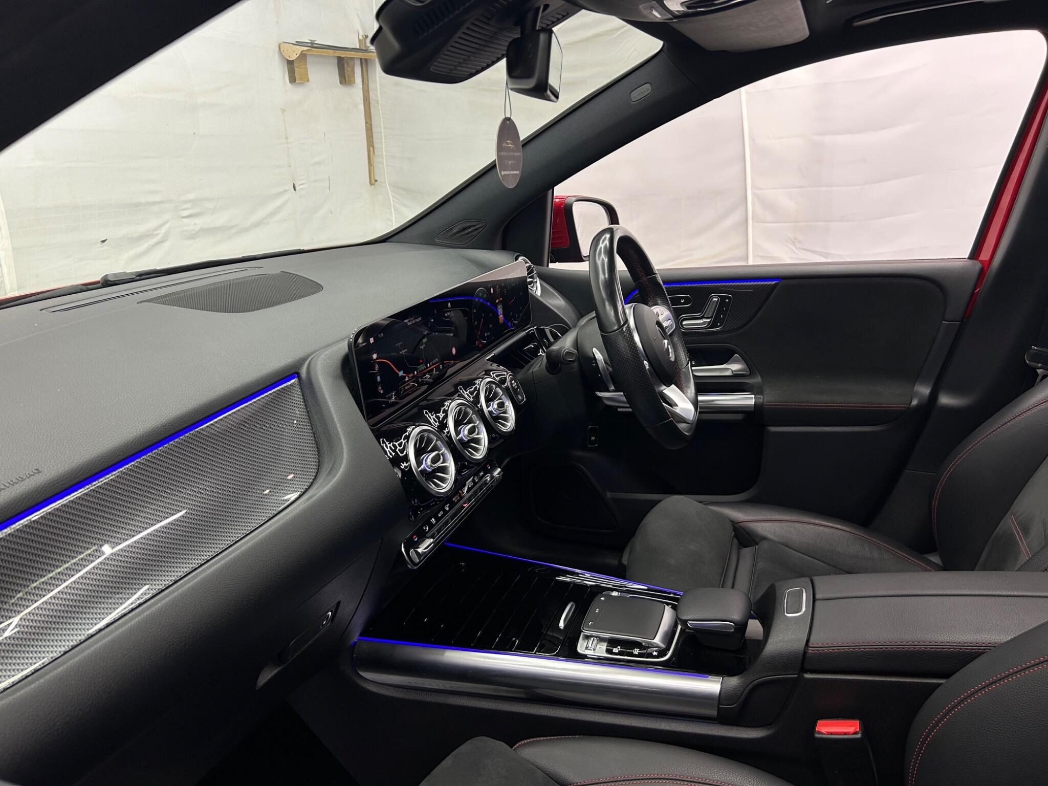 Mercedes-Benz B Class view 15