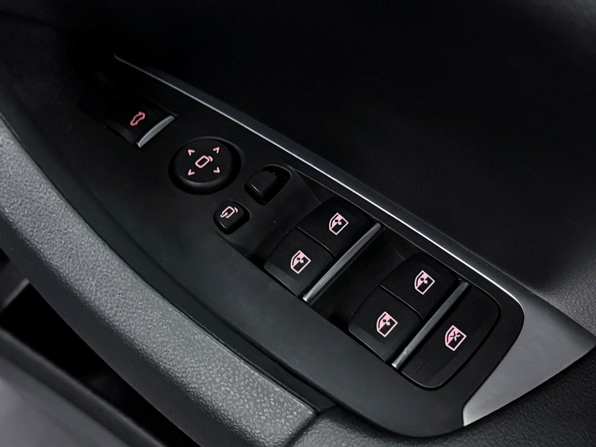 BMW X3 view 22