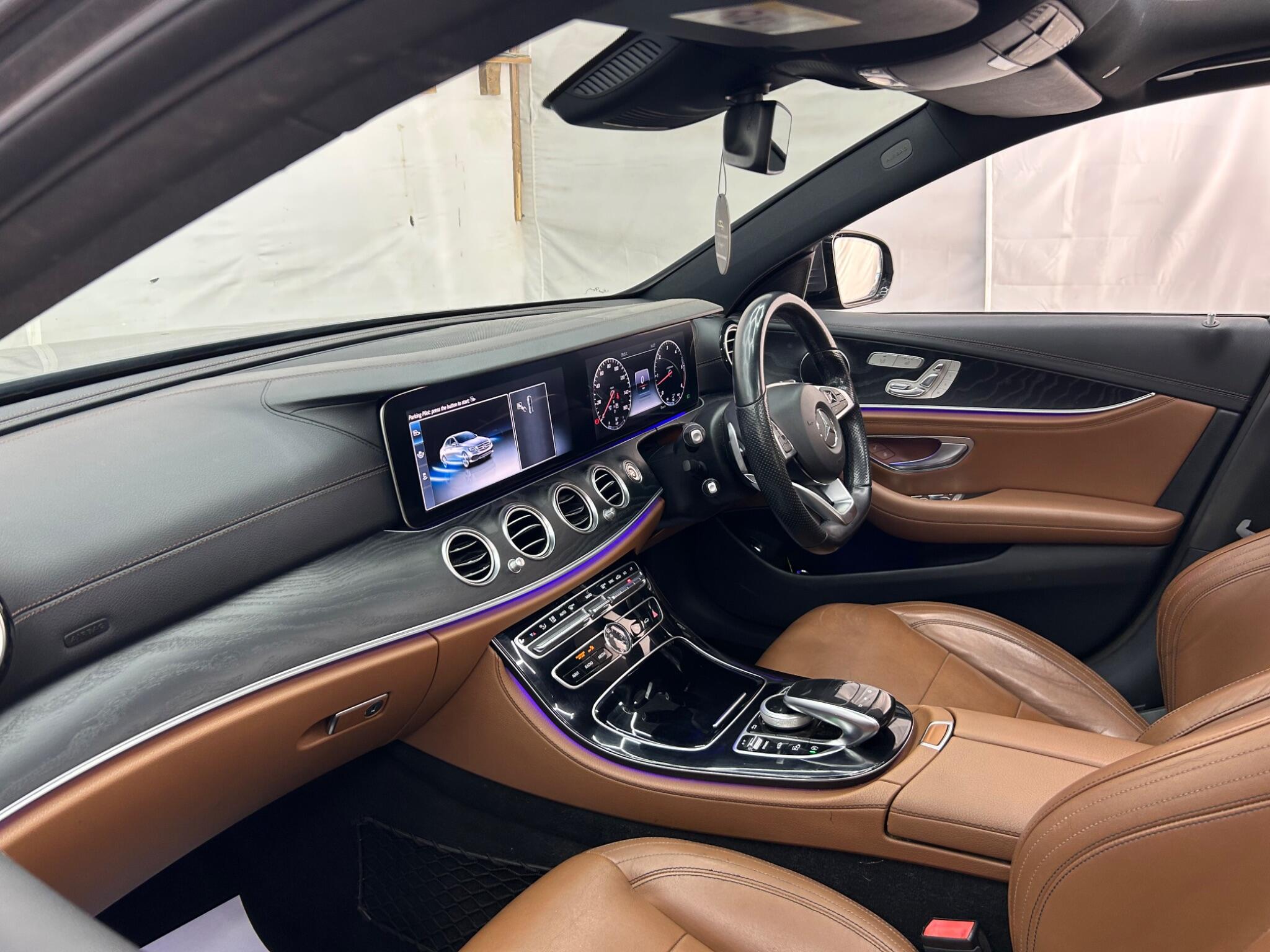Mercedes-Benz E Class view 15