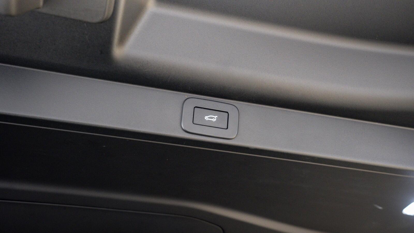 Land Rover Range Rover view 50