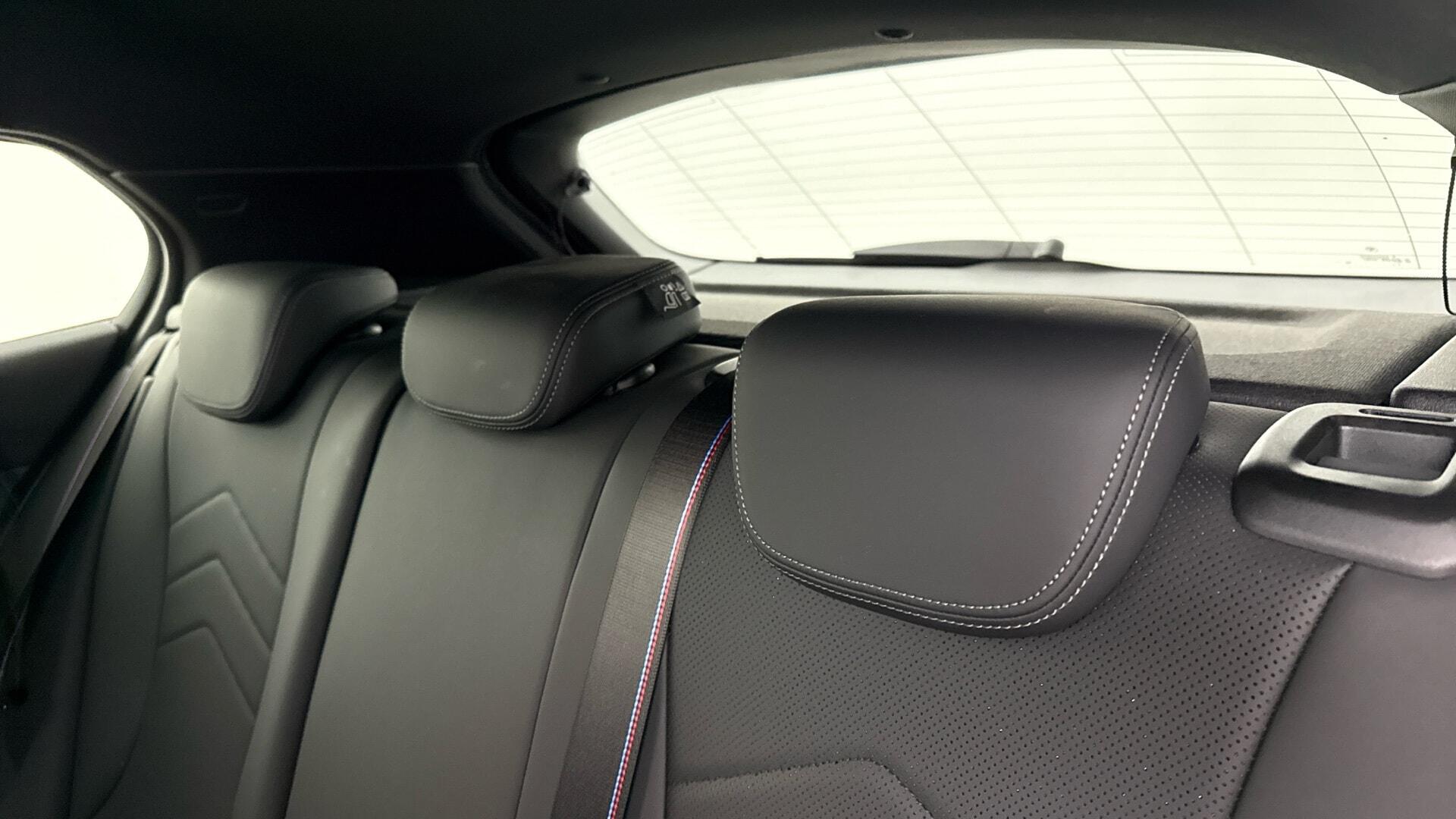 BMW 1 Series view 12
