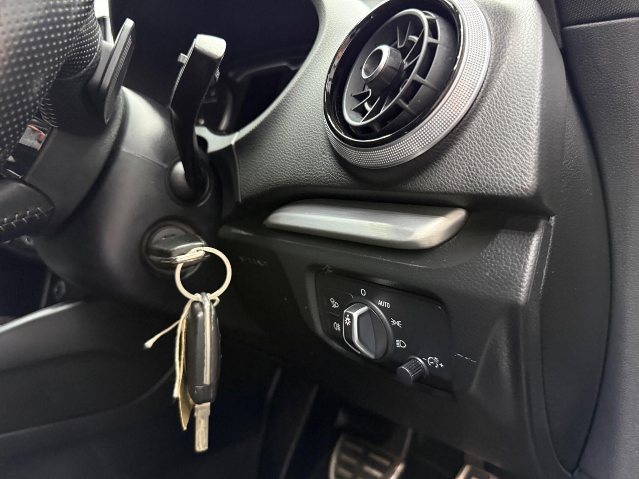 Audi A3 view 21